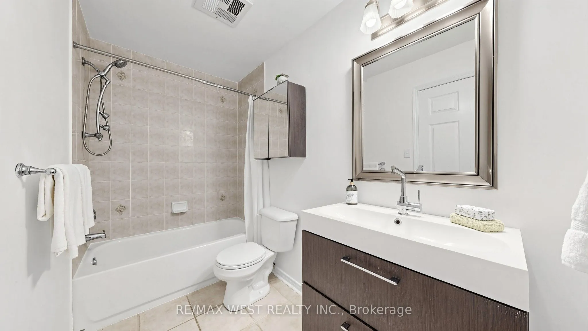 102 Aspen Springs Drive #105