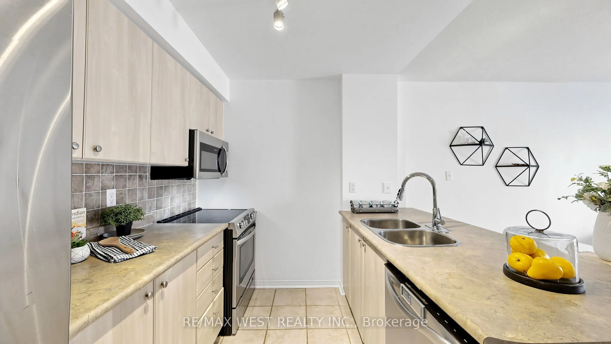 102 Aspen Springs Drive #105