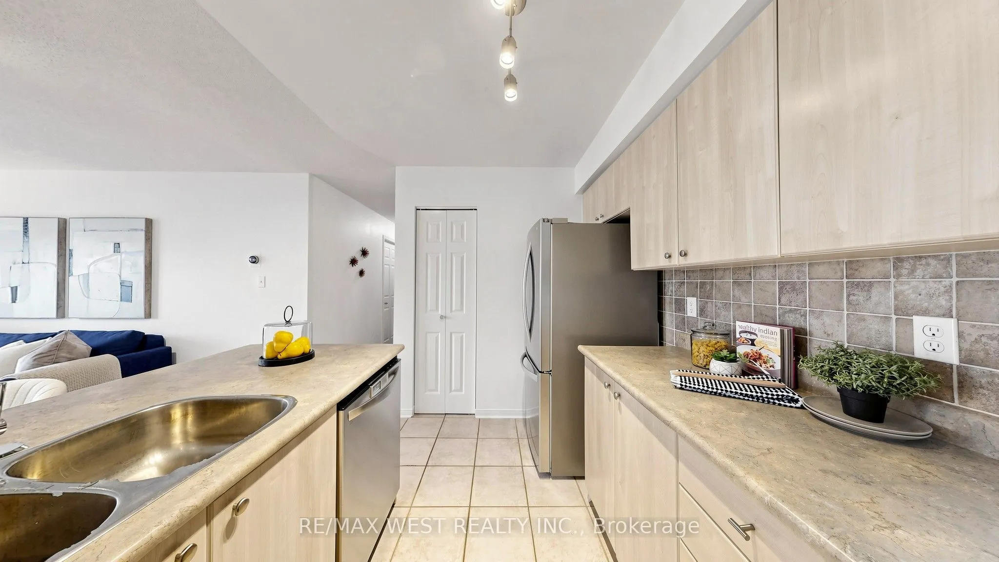 102 Aspen Springs Drive #105