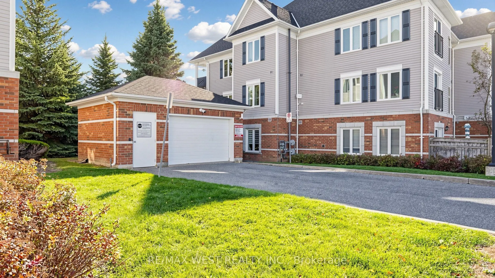 102 Aspen Springs Drive #105