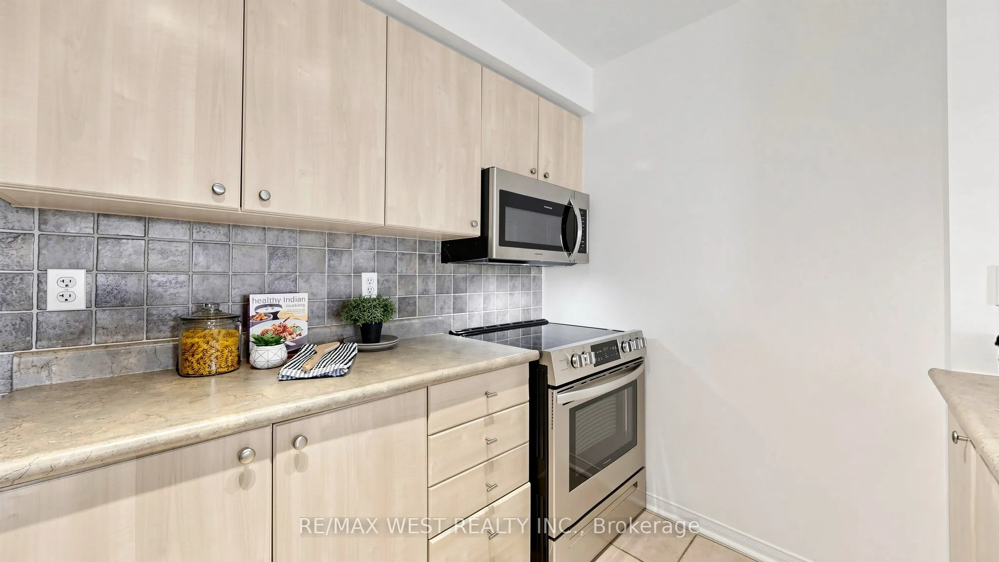 102 Aspen Springs Drive #105