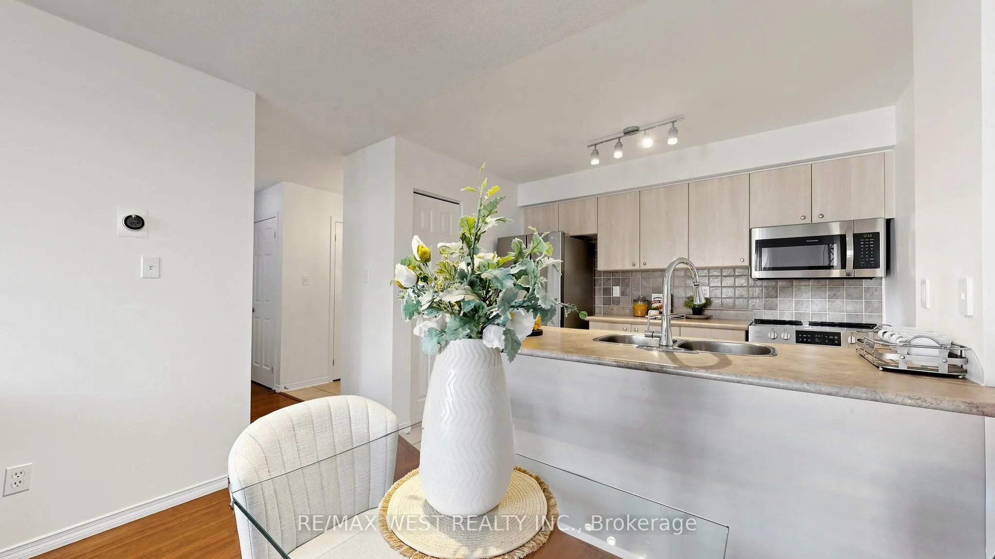 102 Aspen Springs Drive #105