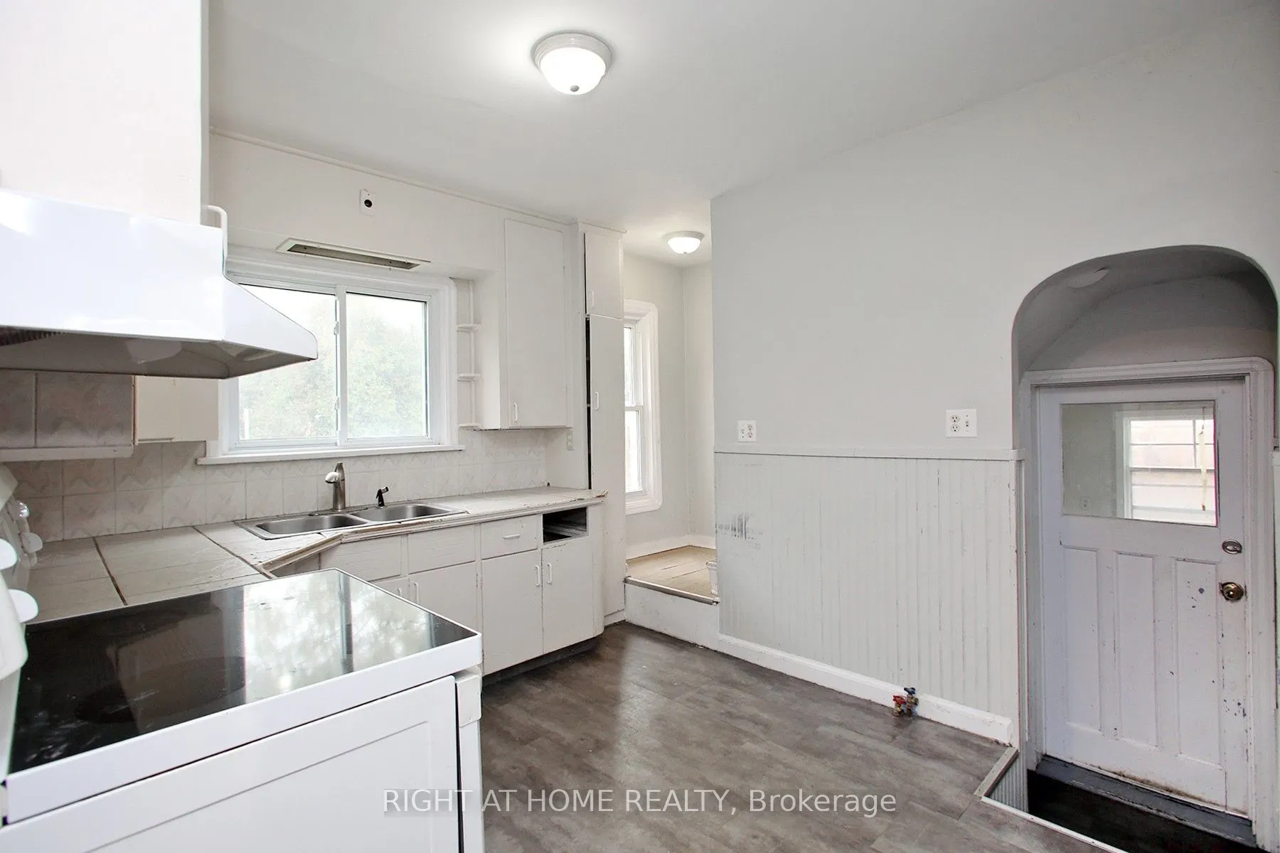 1438 Nash Road