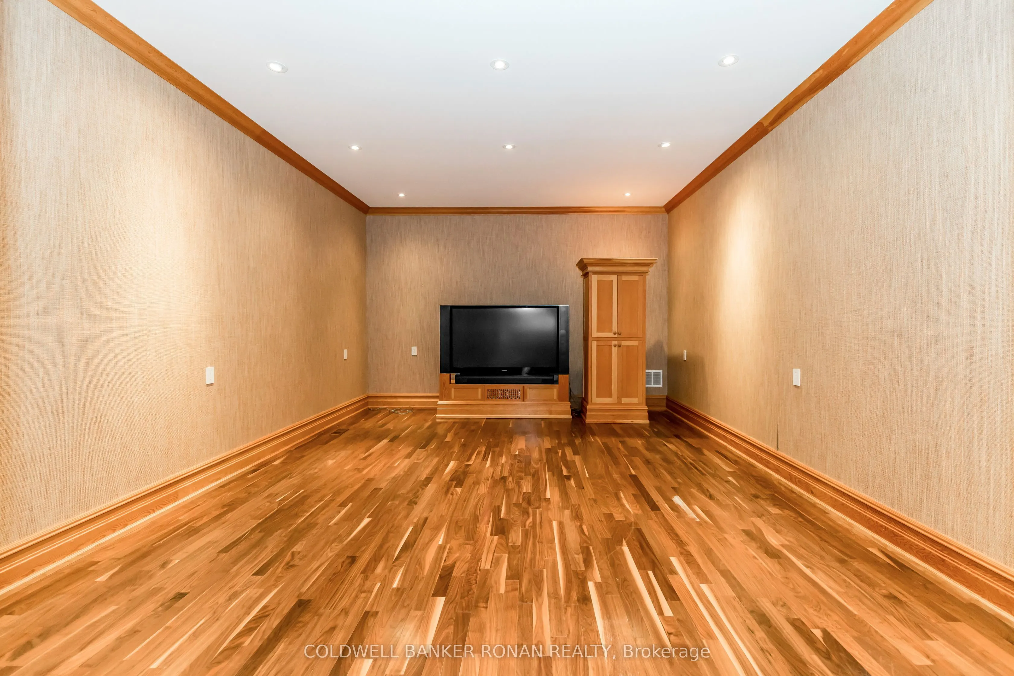 320 Chalk Lake Road