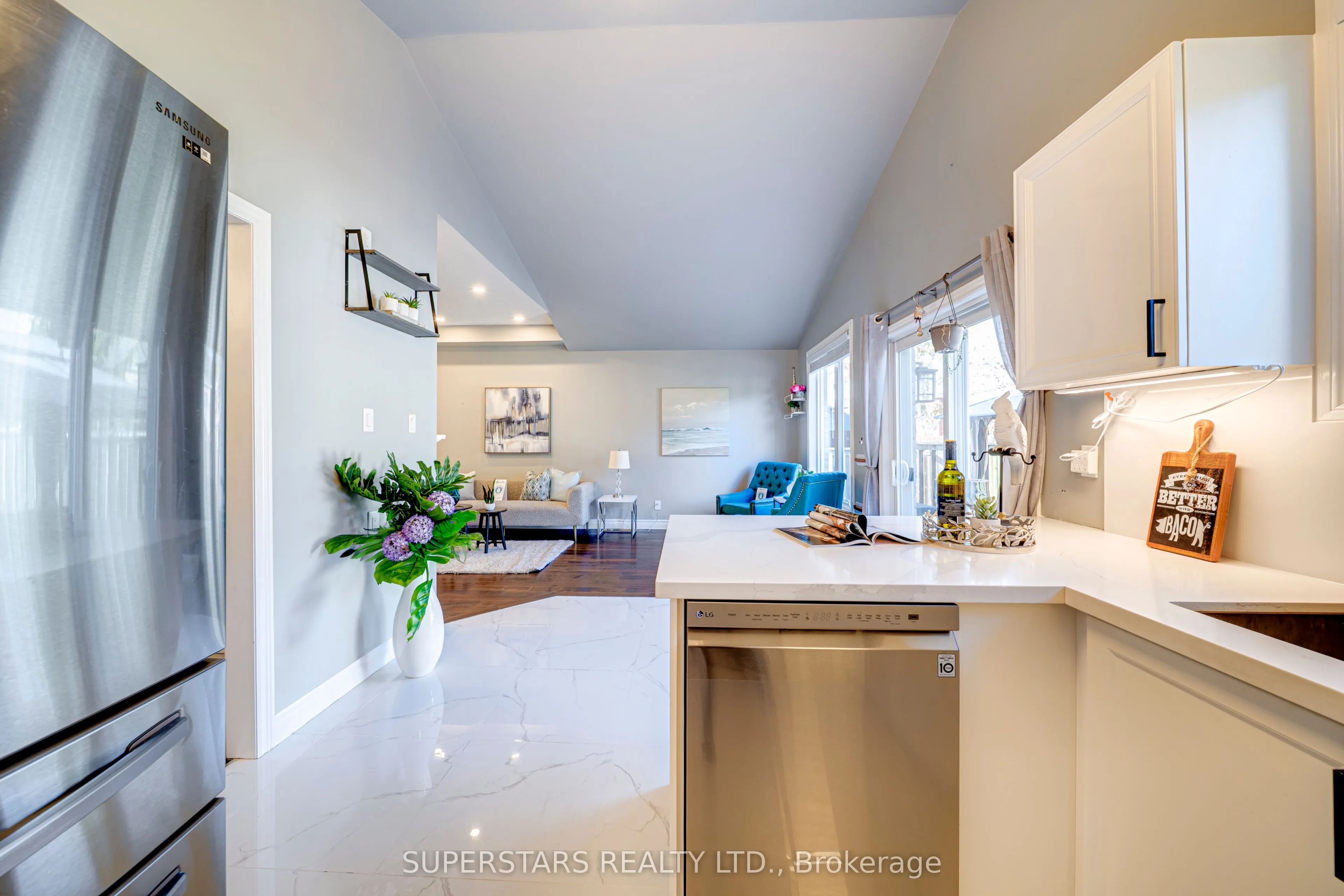 32 Divine Drive