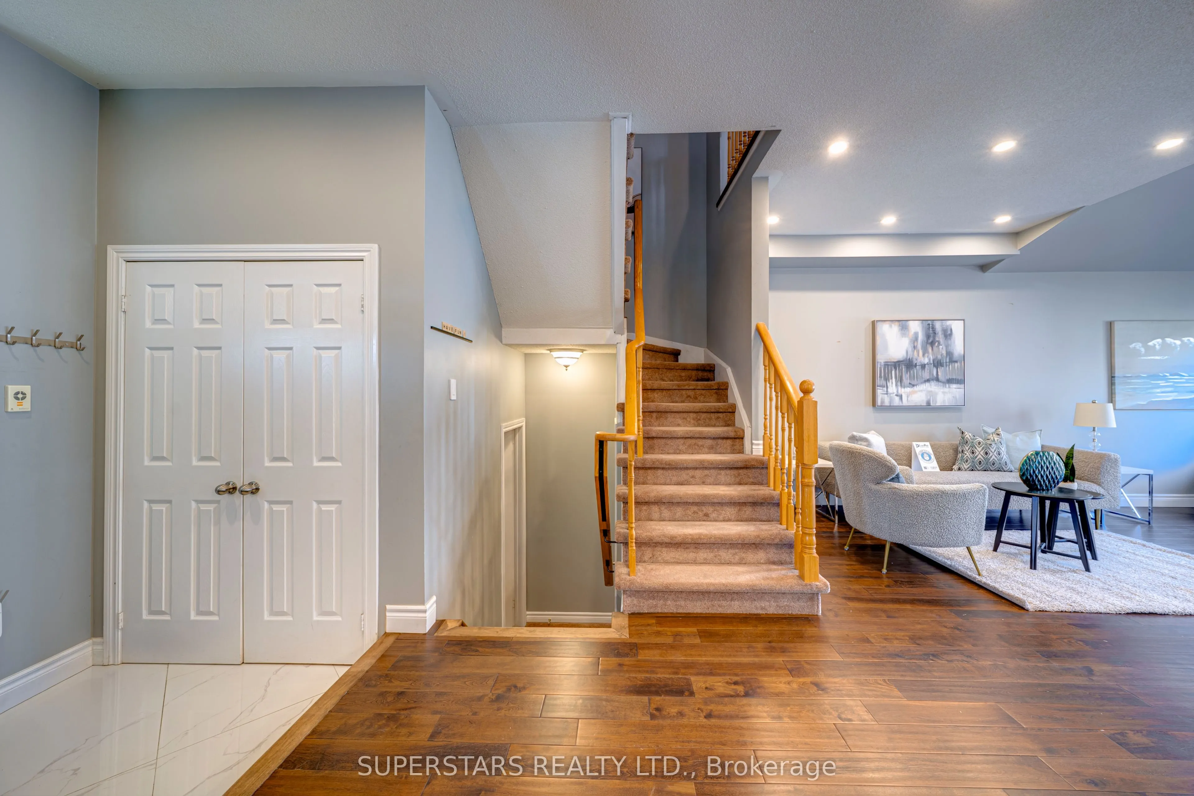 32 Divine Drive