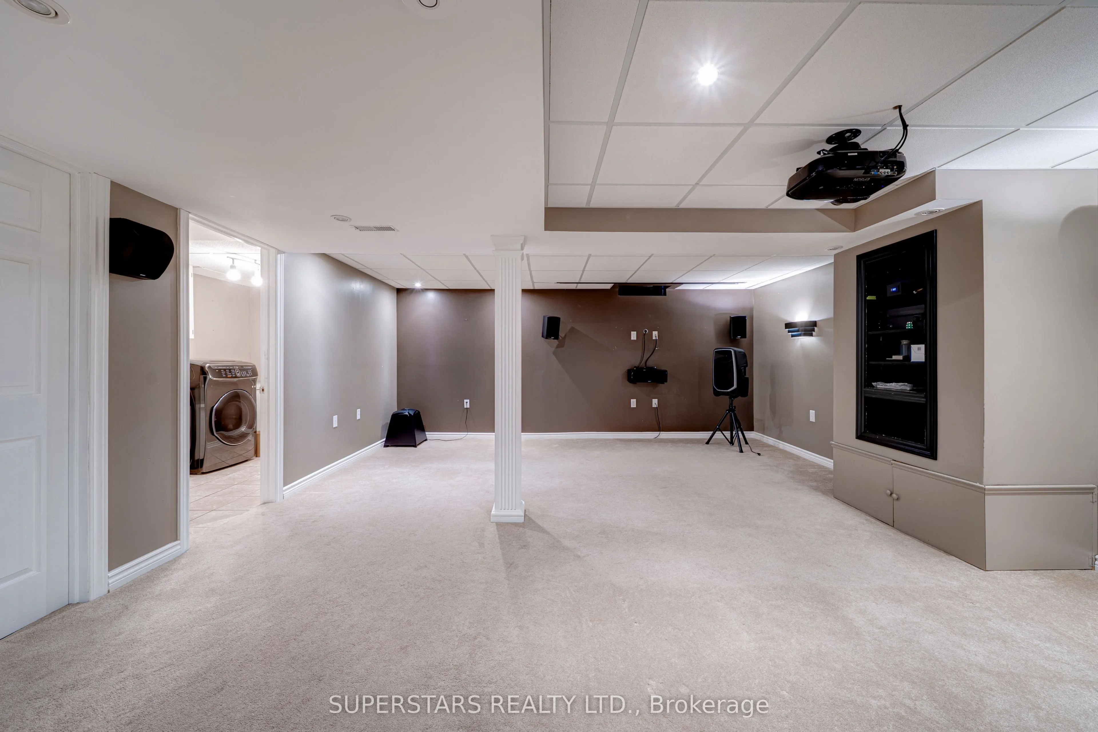32 Divine Drive