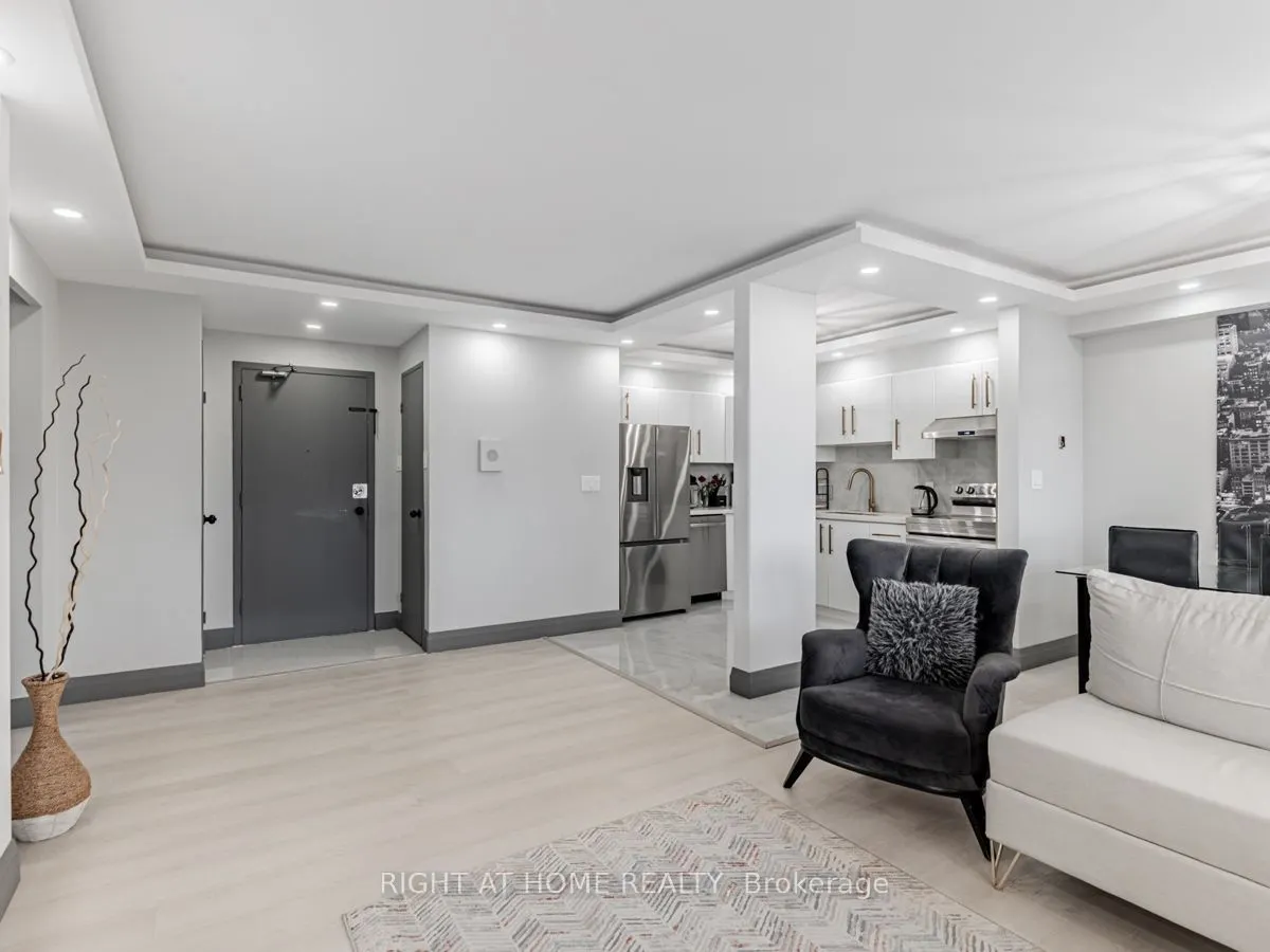 2550 Pharmacy Avenue #1206
