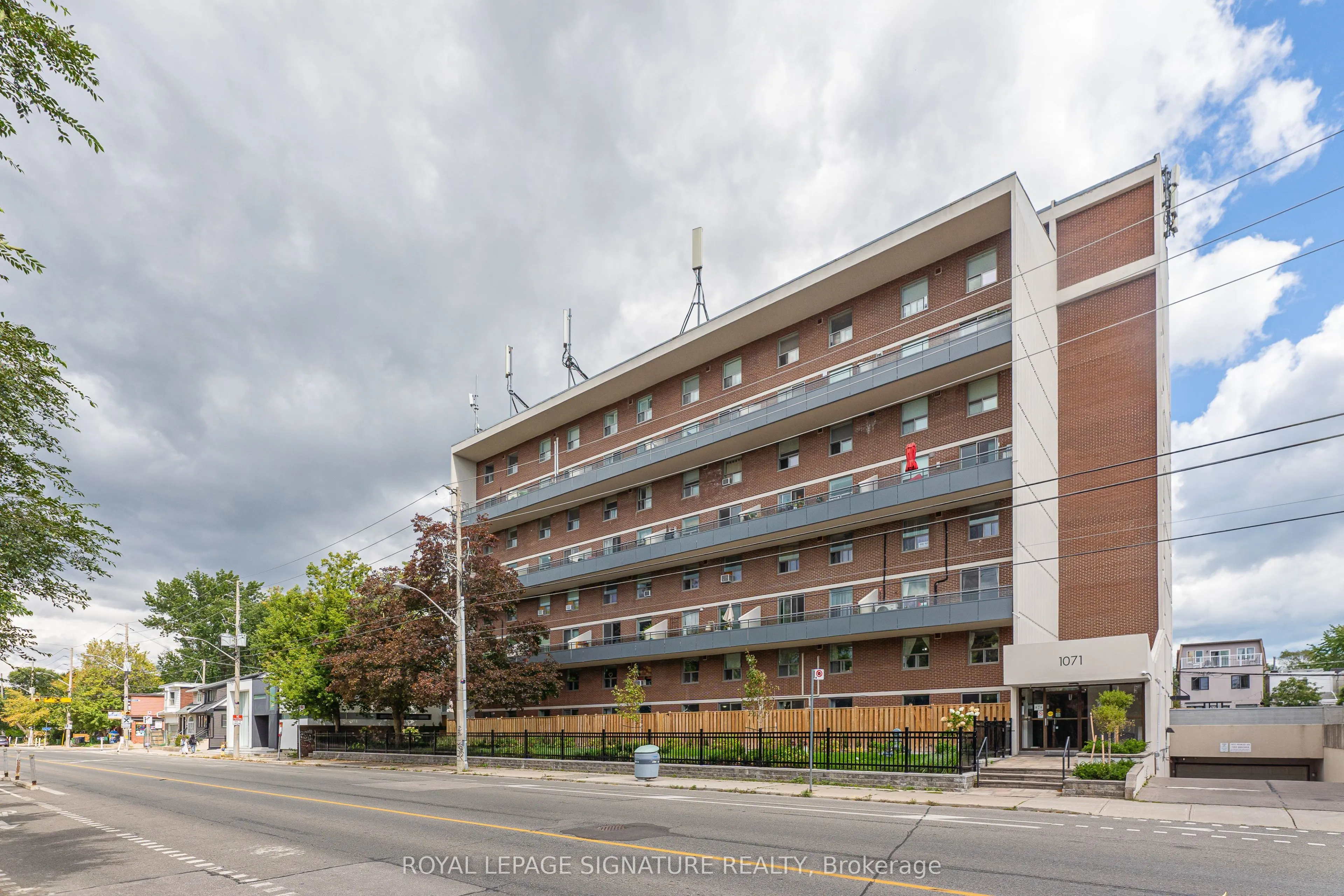 1071 Woodbine Avenue #211
