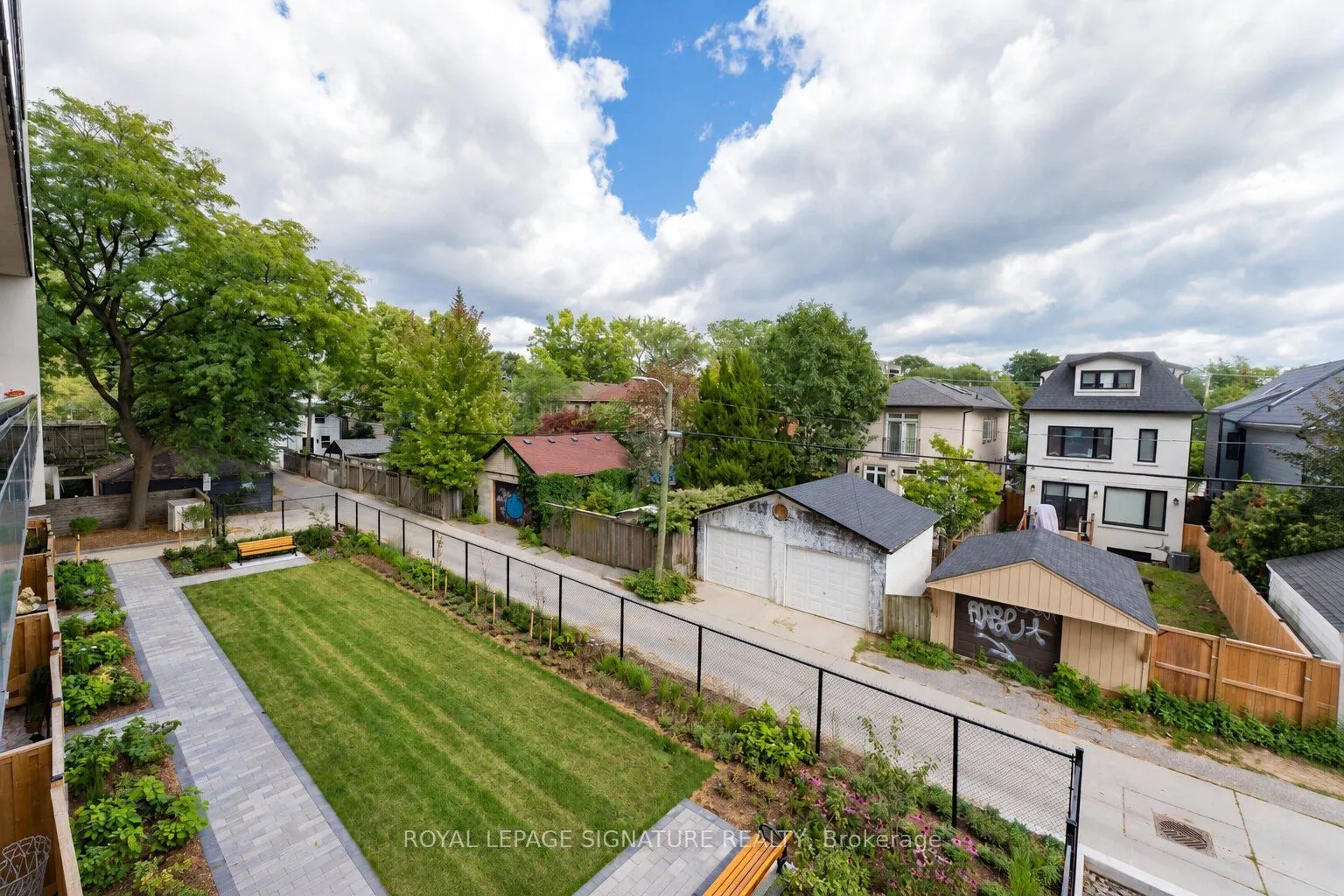 1071 Woodbine Avenue #211