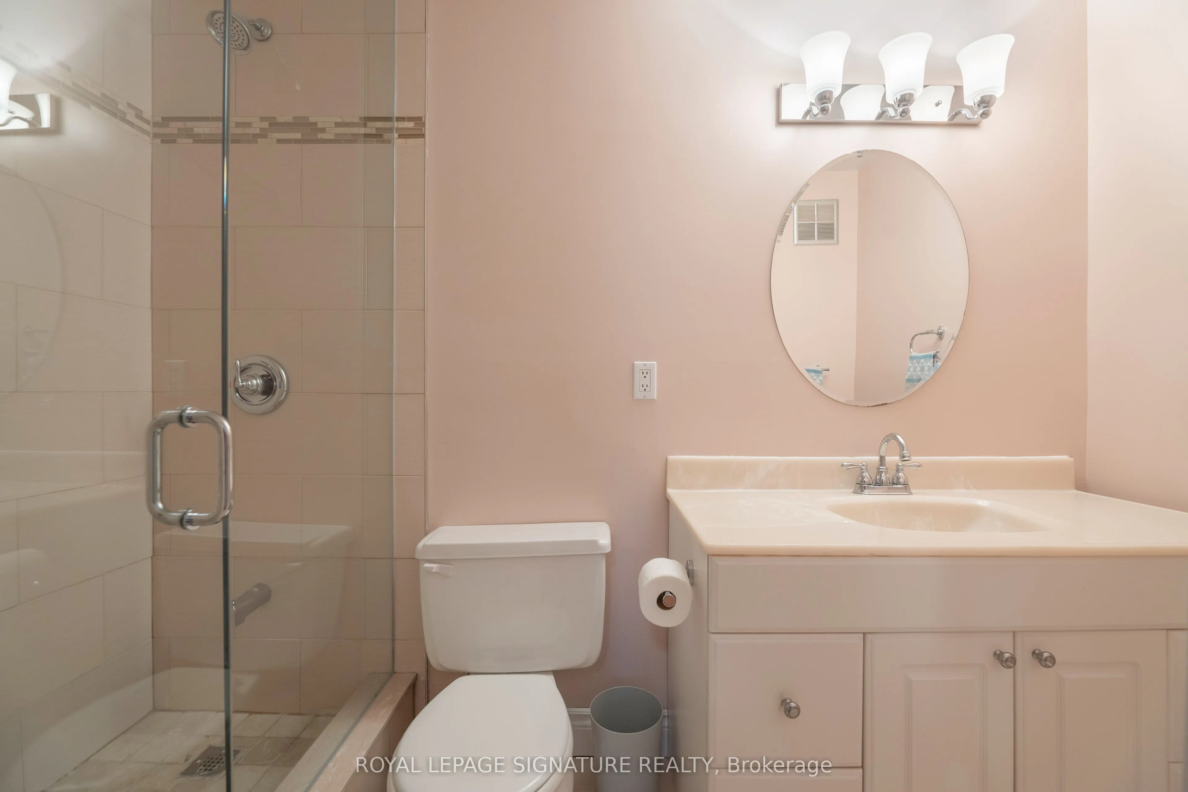 1071 Woodbine Avenue #211