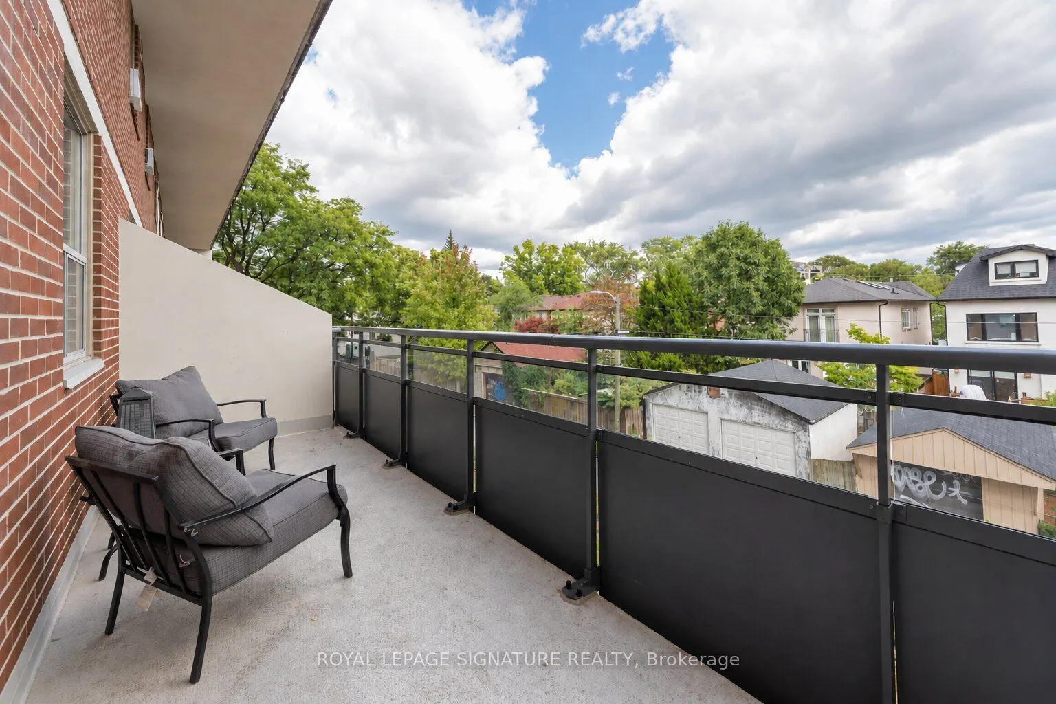 1071 Woodbine Avenue #211