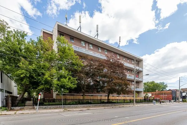 1071 Woodbine Avenue