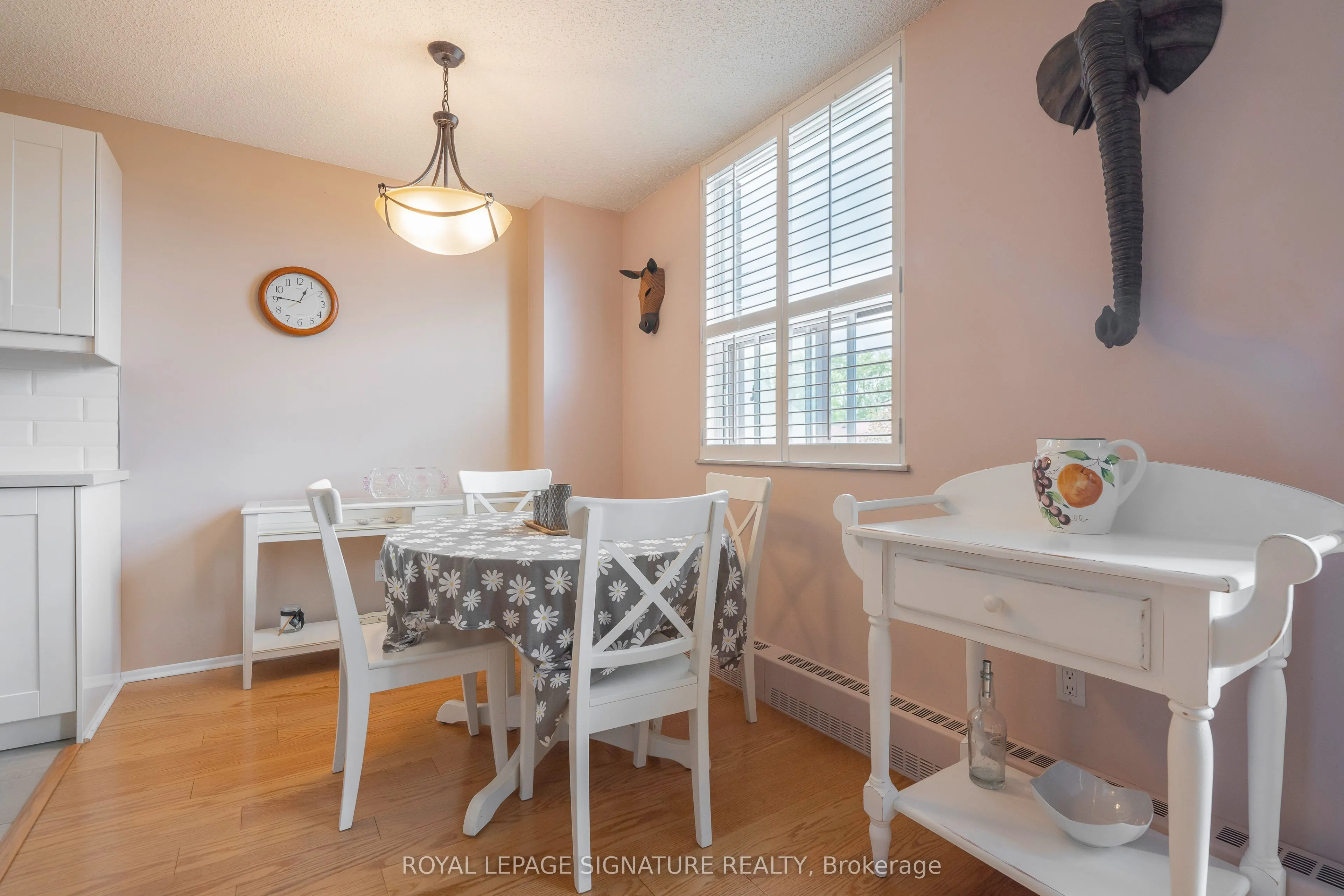 1071 Woodbine Avenue #211