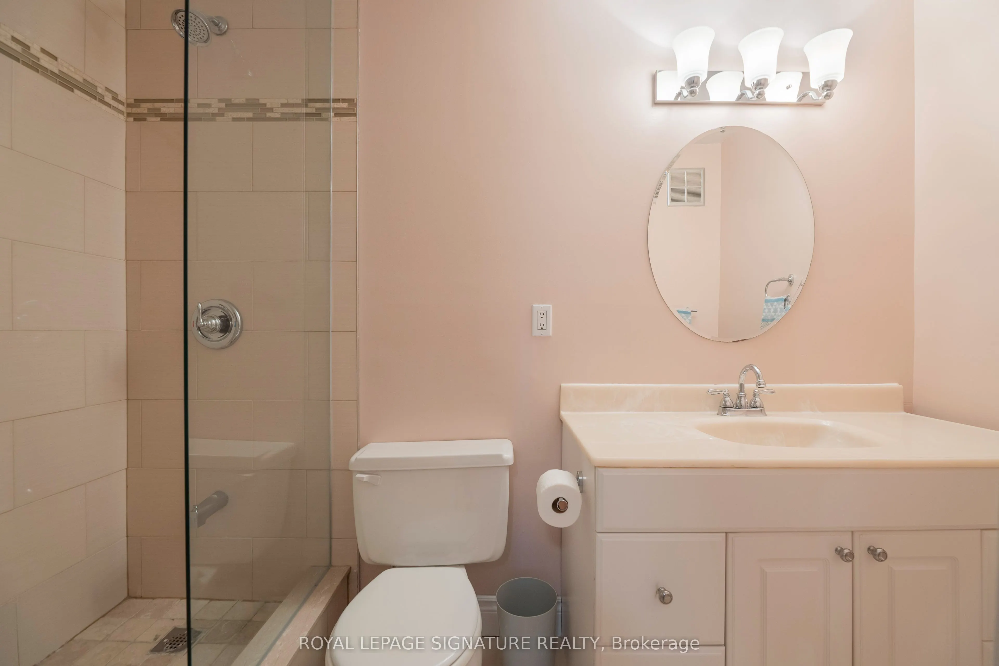 1071 Woodbine Avenue #211