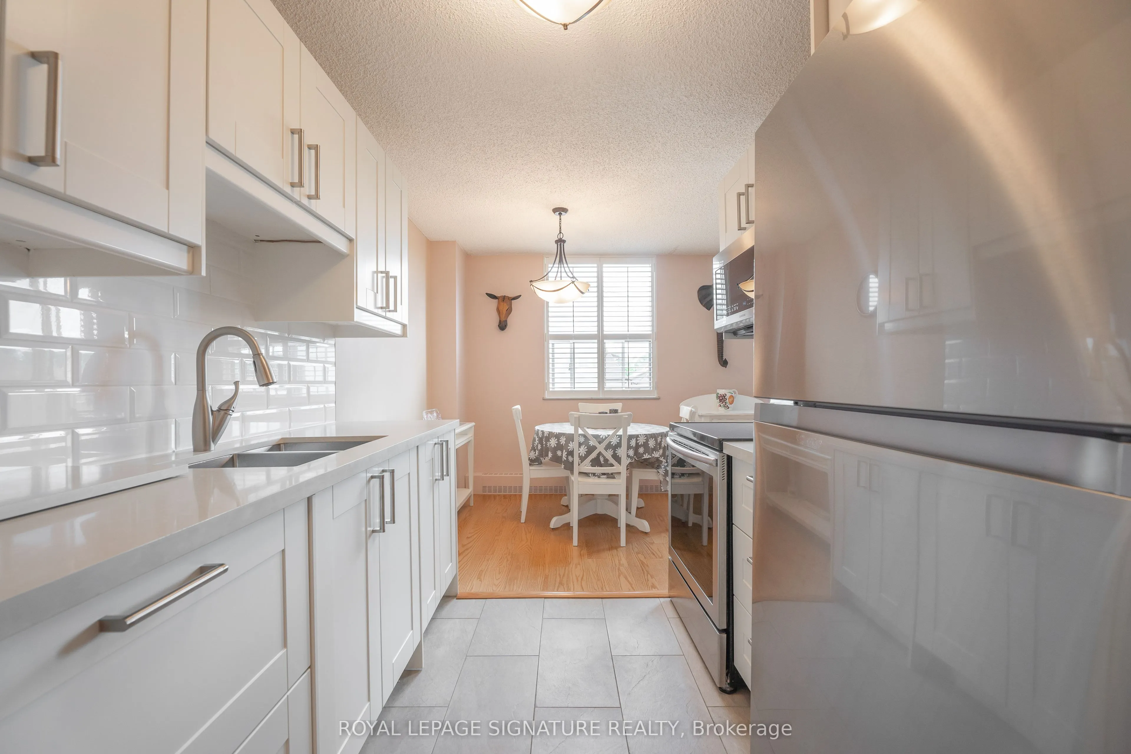 1071 Woodbine Avenue #211