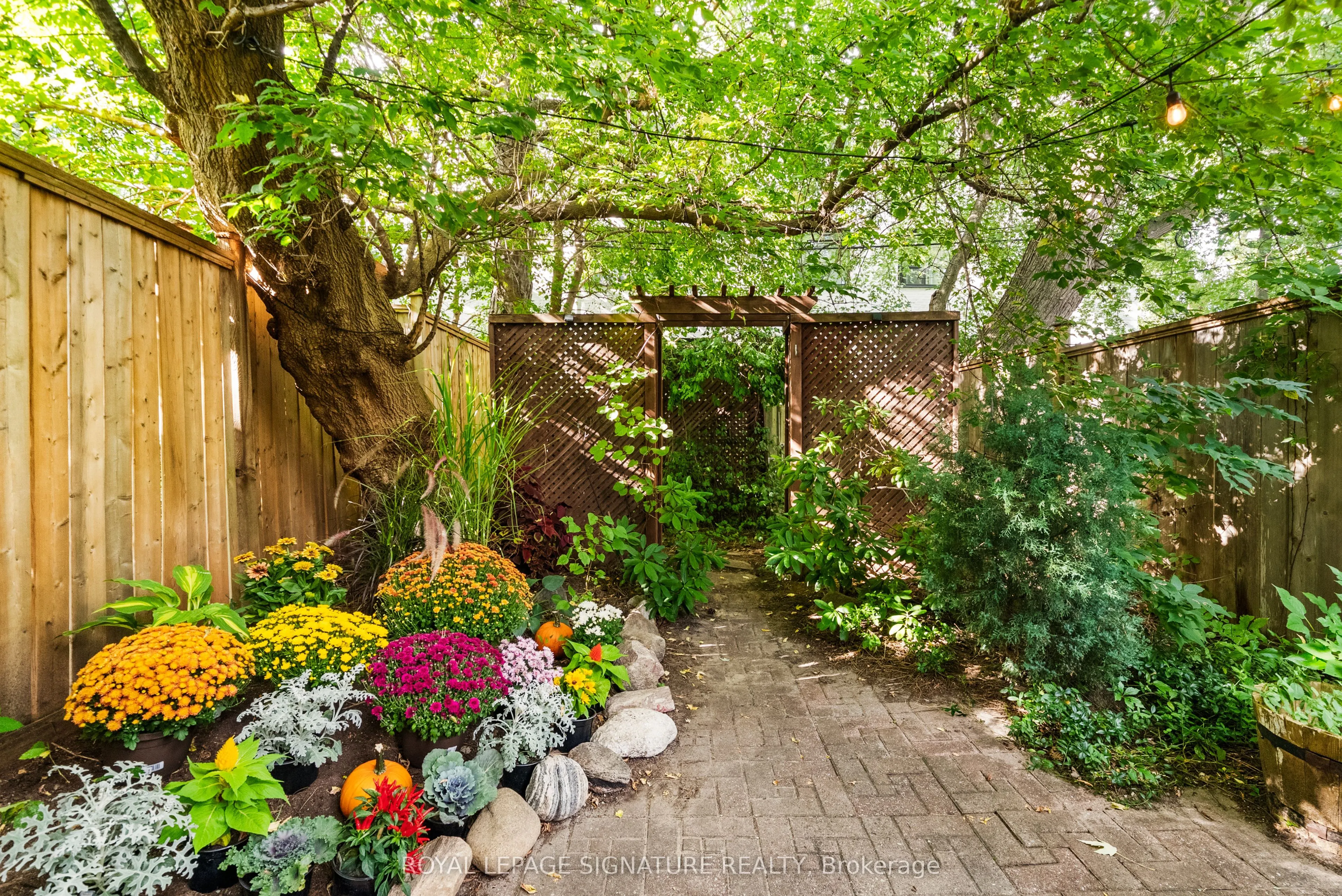 122 Duvernet Avenue