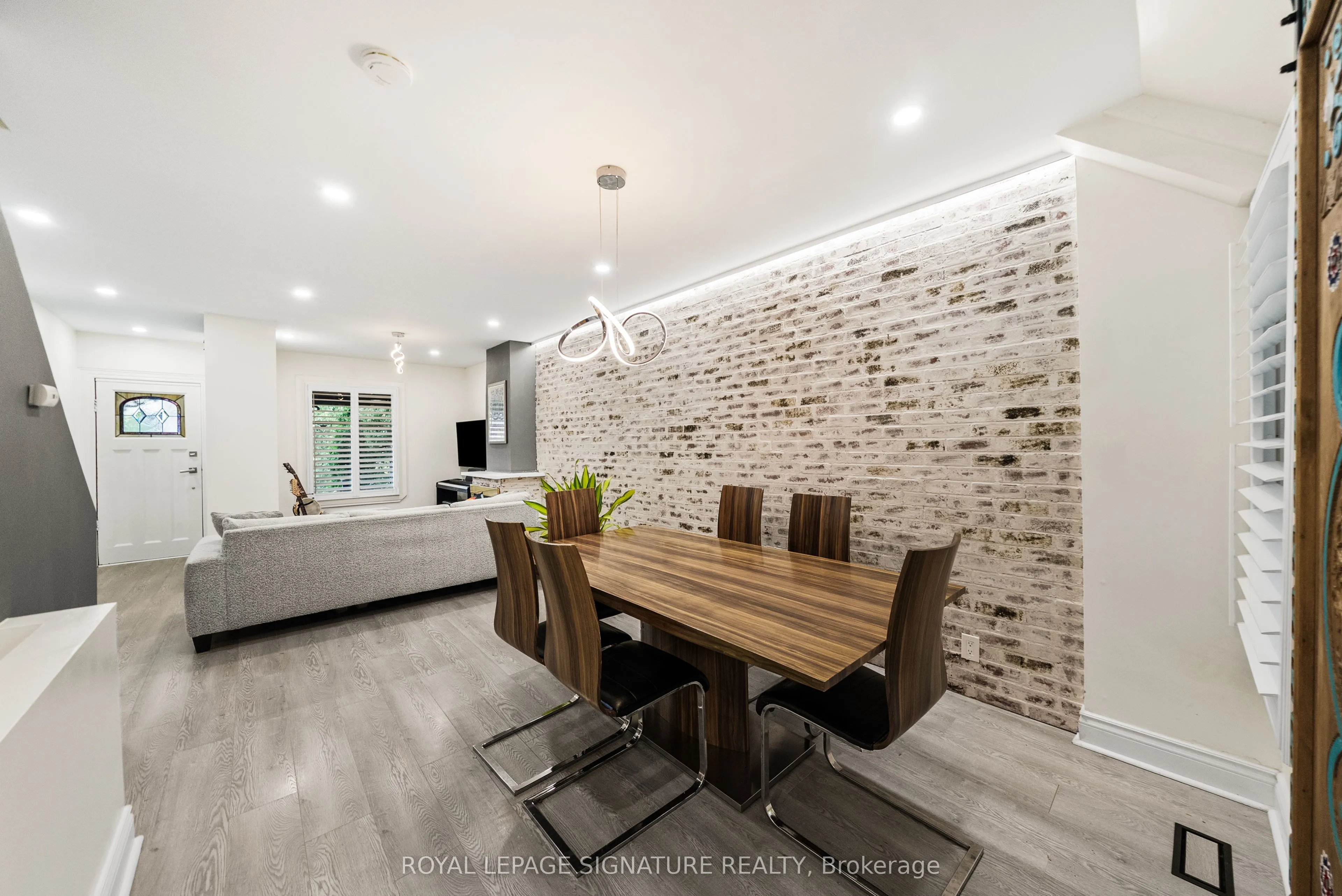 122 Duvernet Avenue