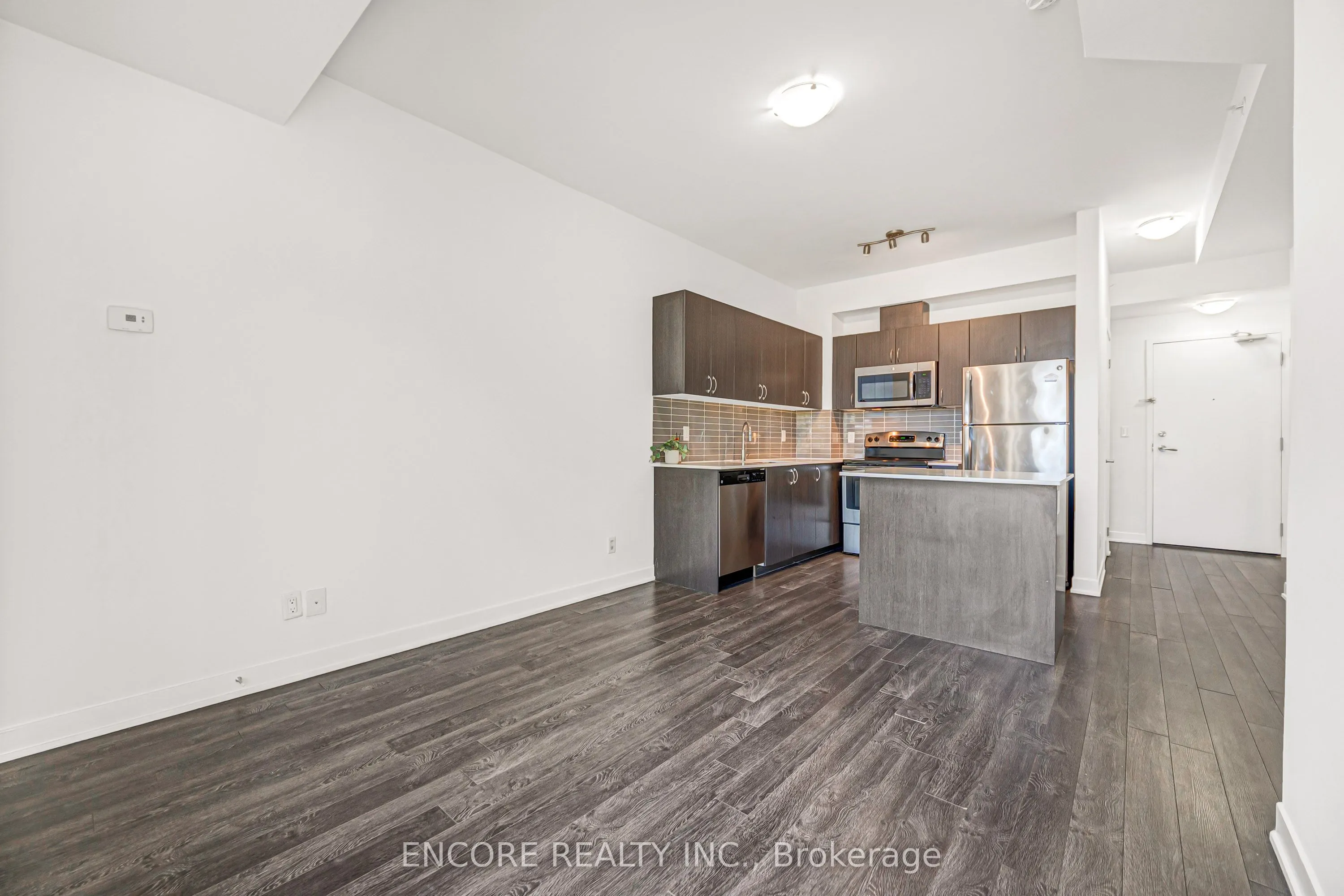 3560 St Clair Avenue E #215