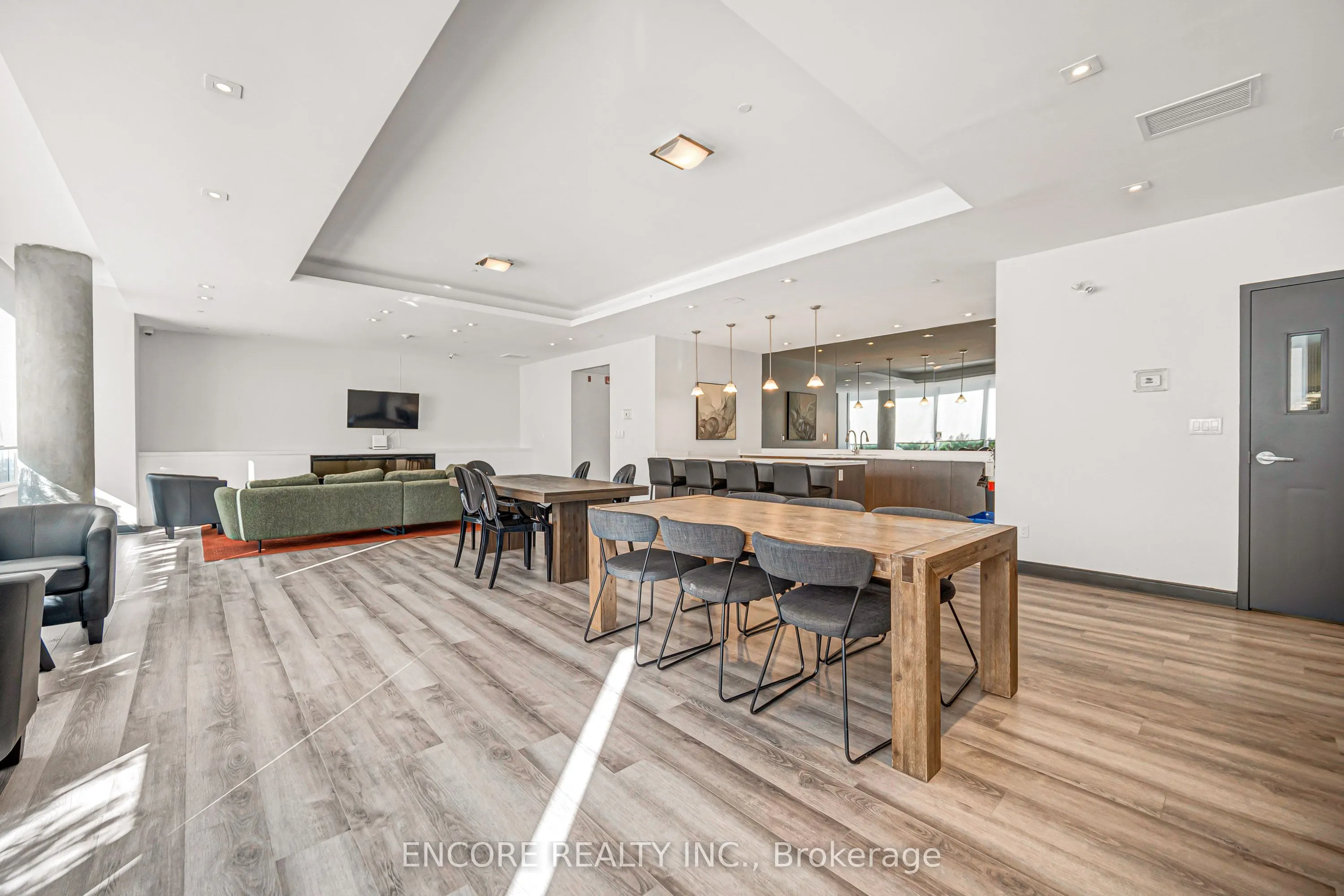 3560 St Clair Avenue E #215