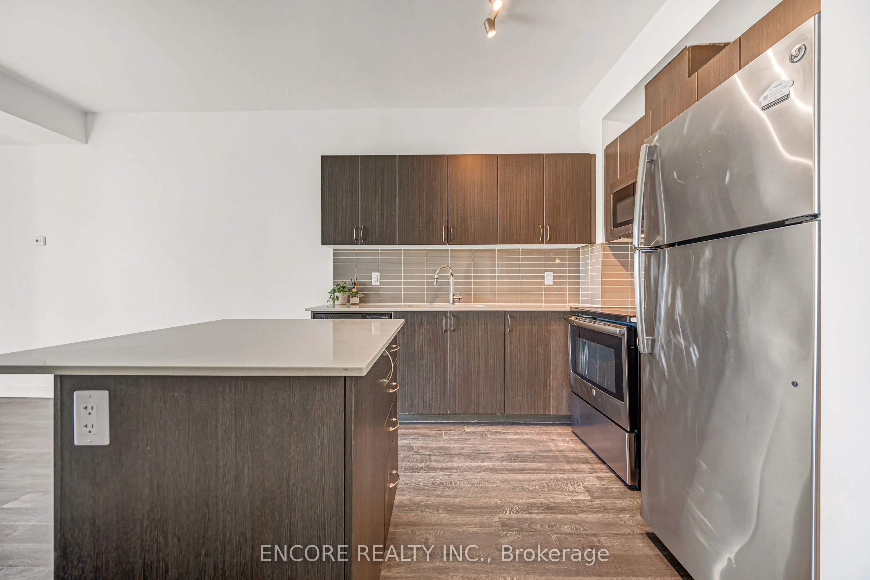 3560 St Clair Avenue E #215