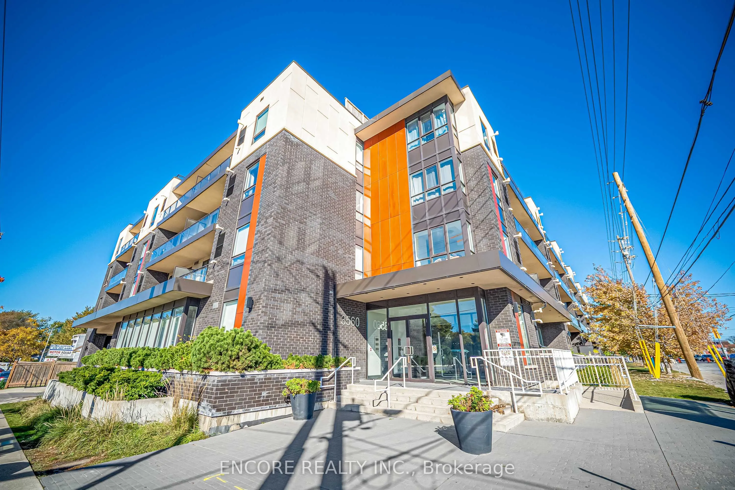 3560 St Clair Avenue E #215