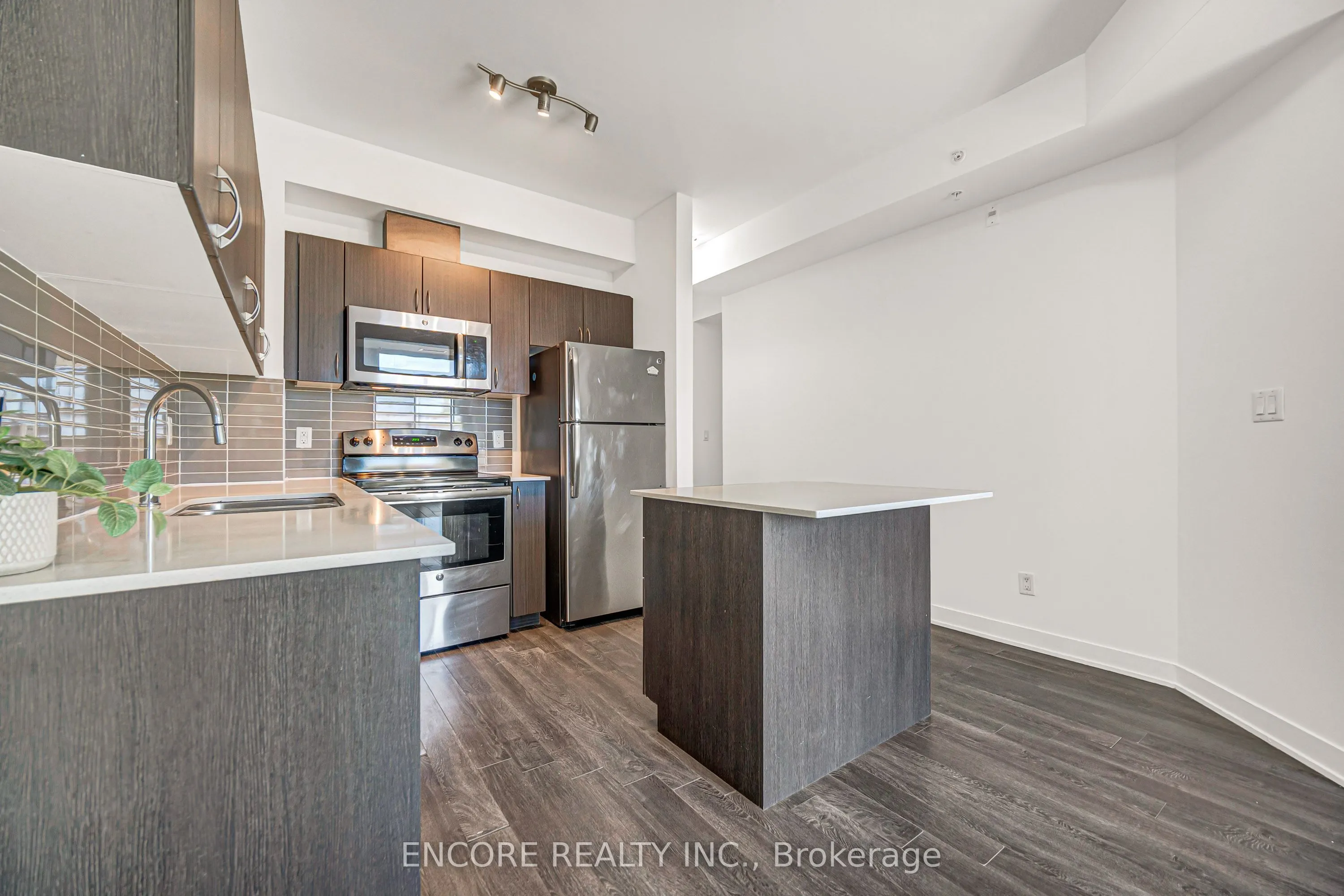 3560 St Clair Avenue E #215