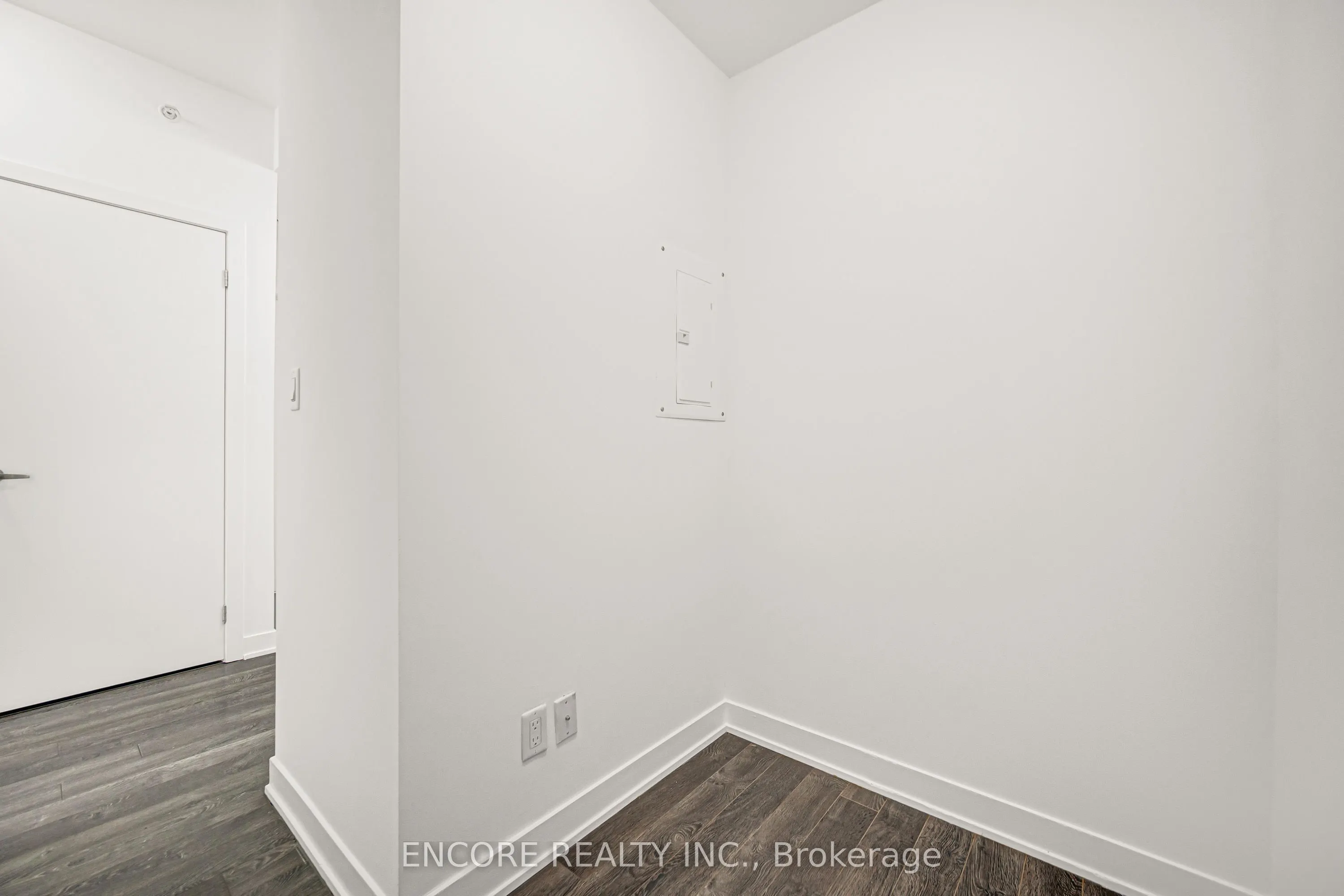3560 St Clair Avenue E #215