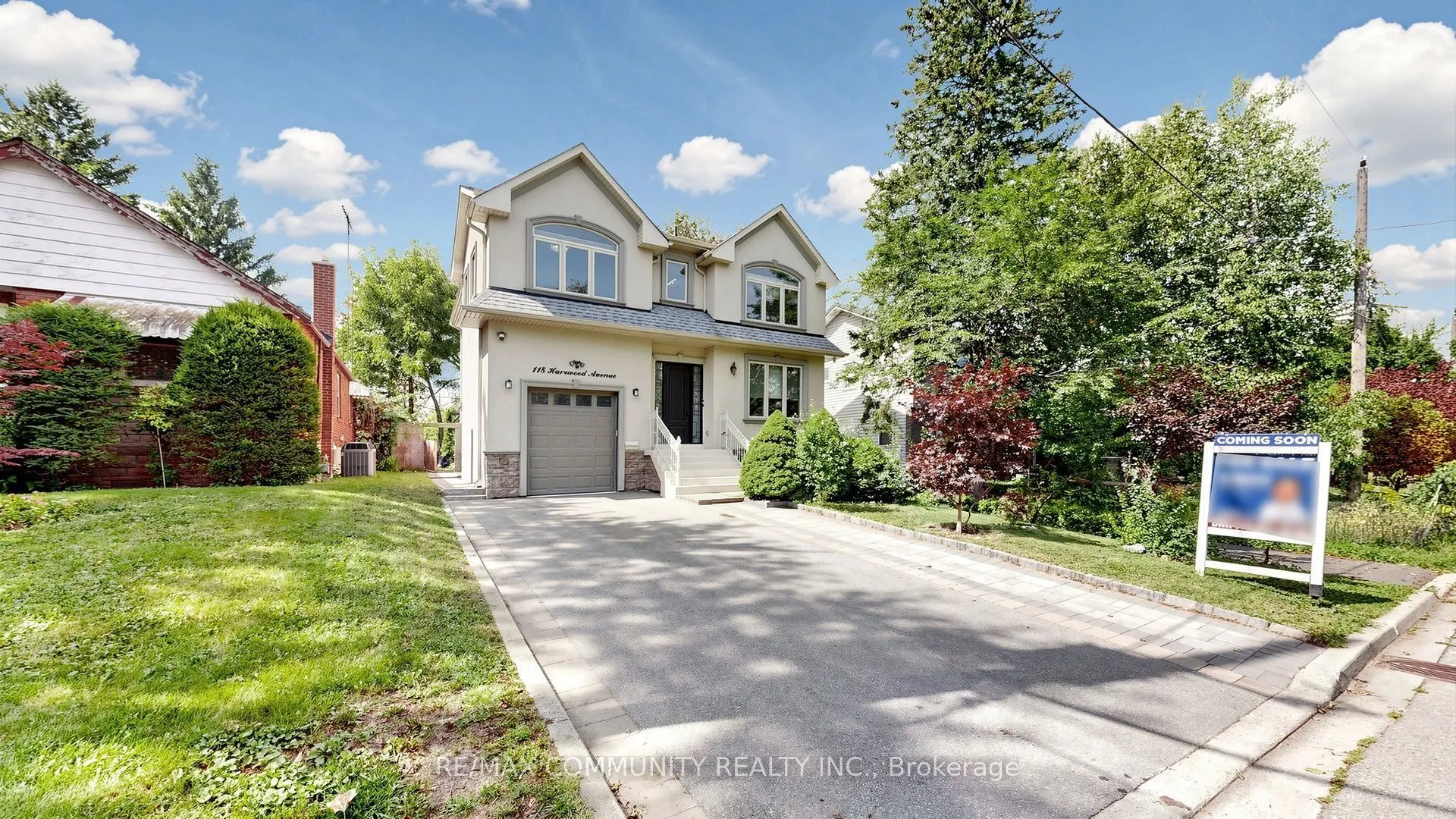 118 Harewood Avenue