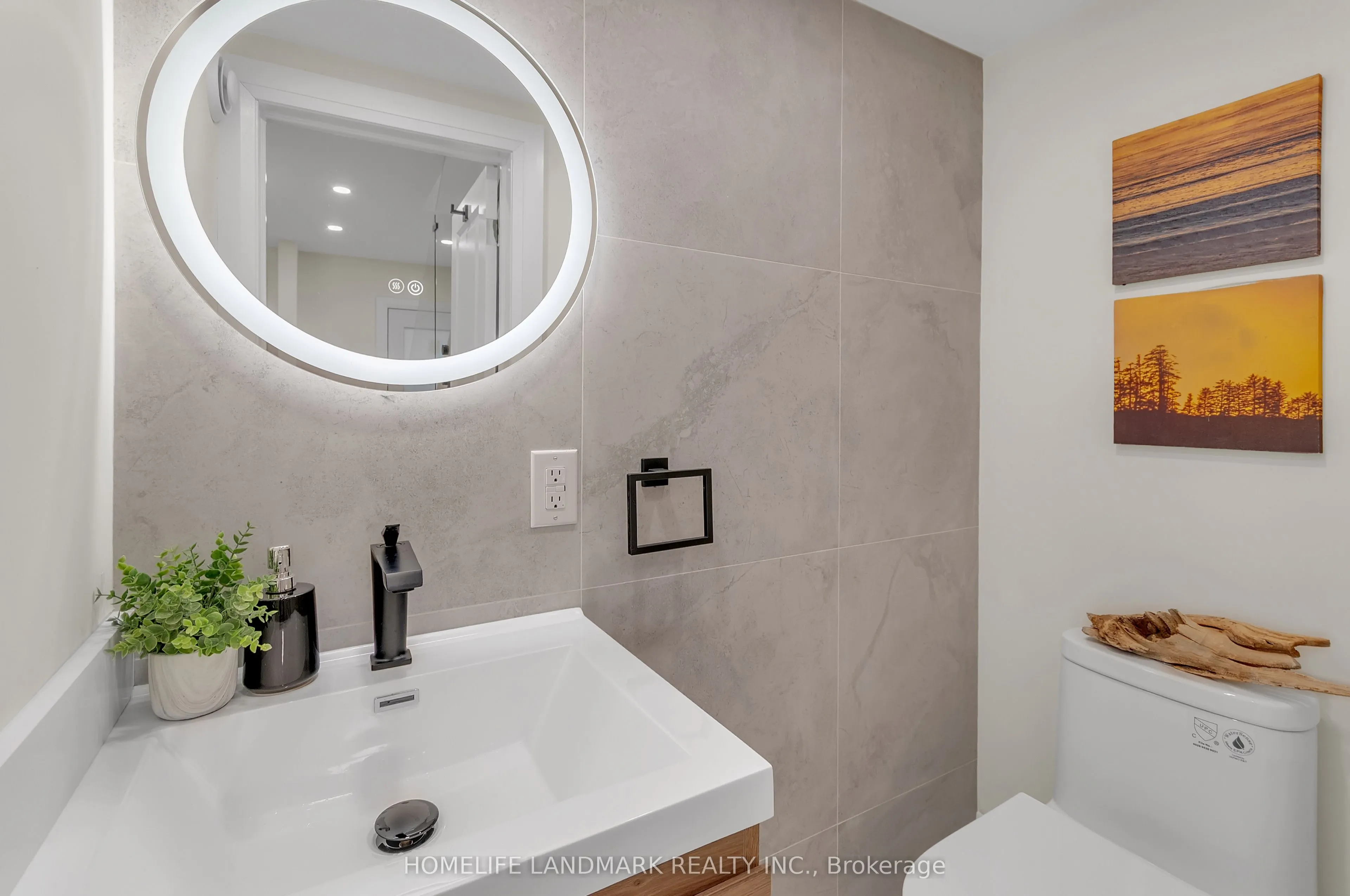 26 Queensdale Avenue
