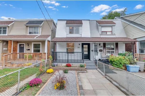 26 Queensdale Avenue
