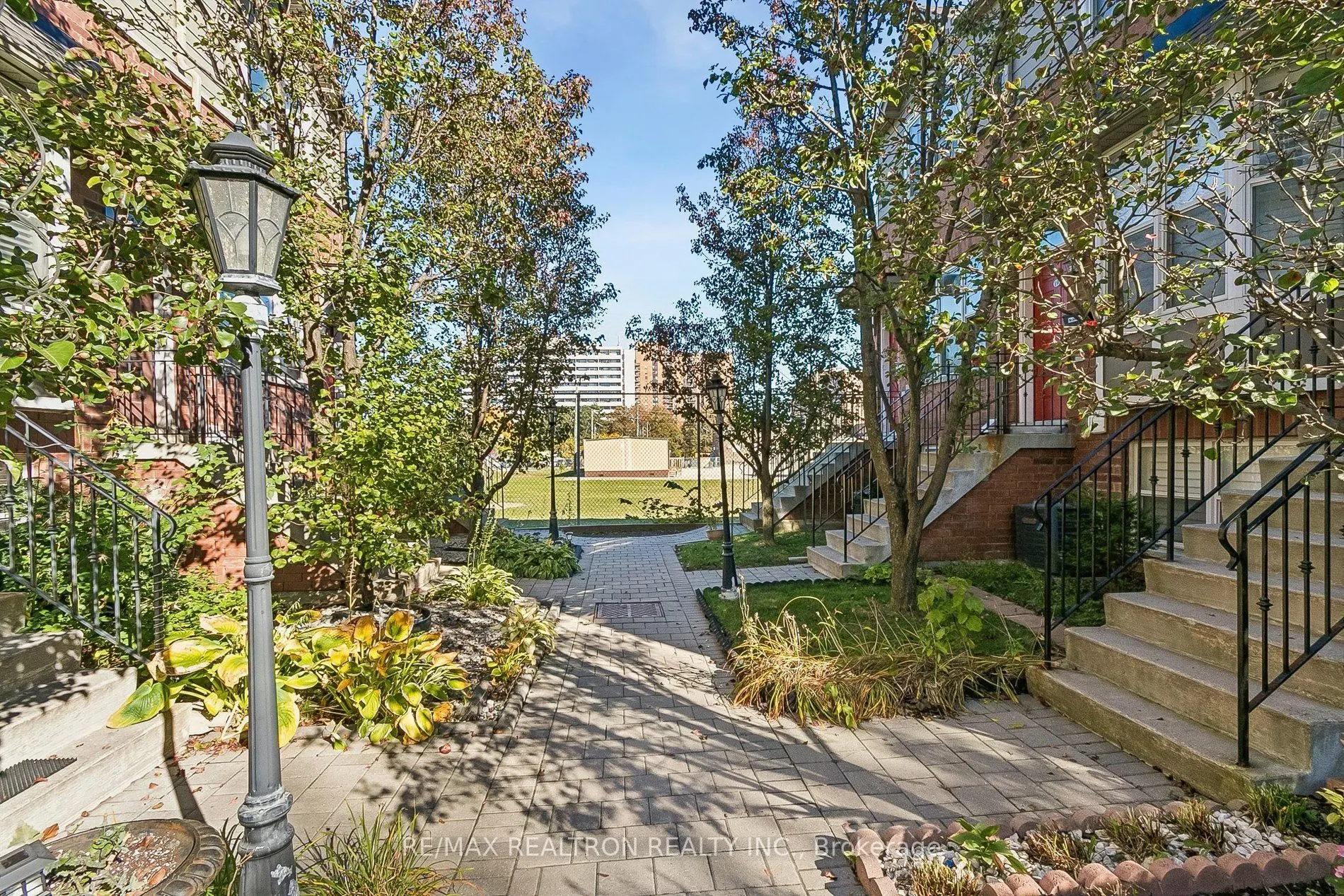 20 Florist Lane