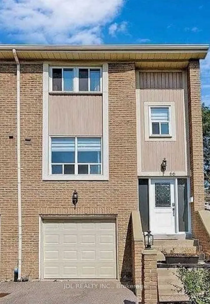 66 Stonehill Cres Crescent #Bright Bedroom 2nd Floor