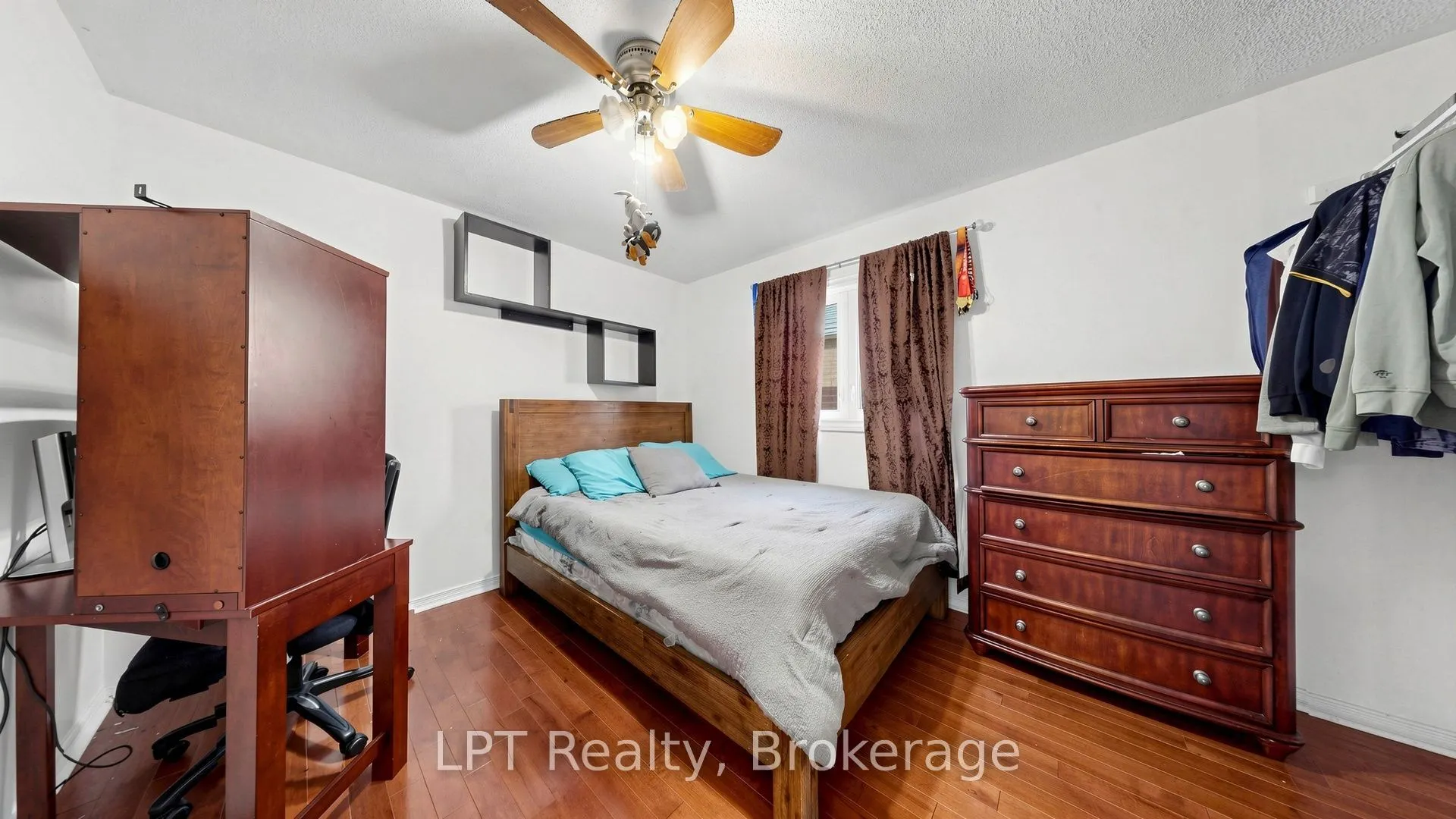 18 Tawn Crescent