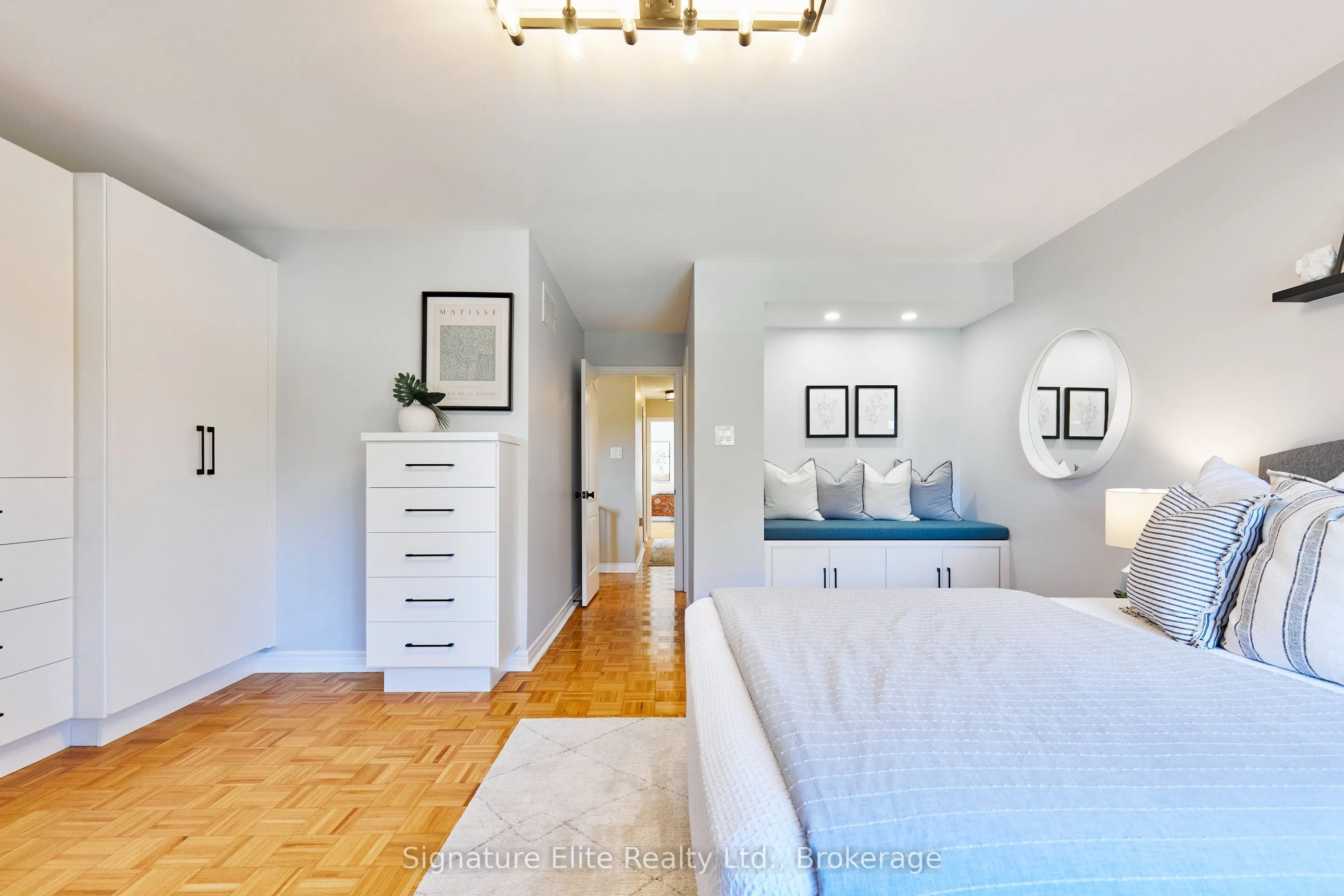 76 Brinloor Boulevard
