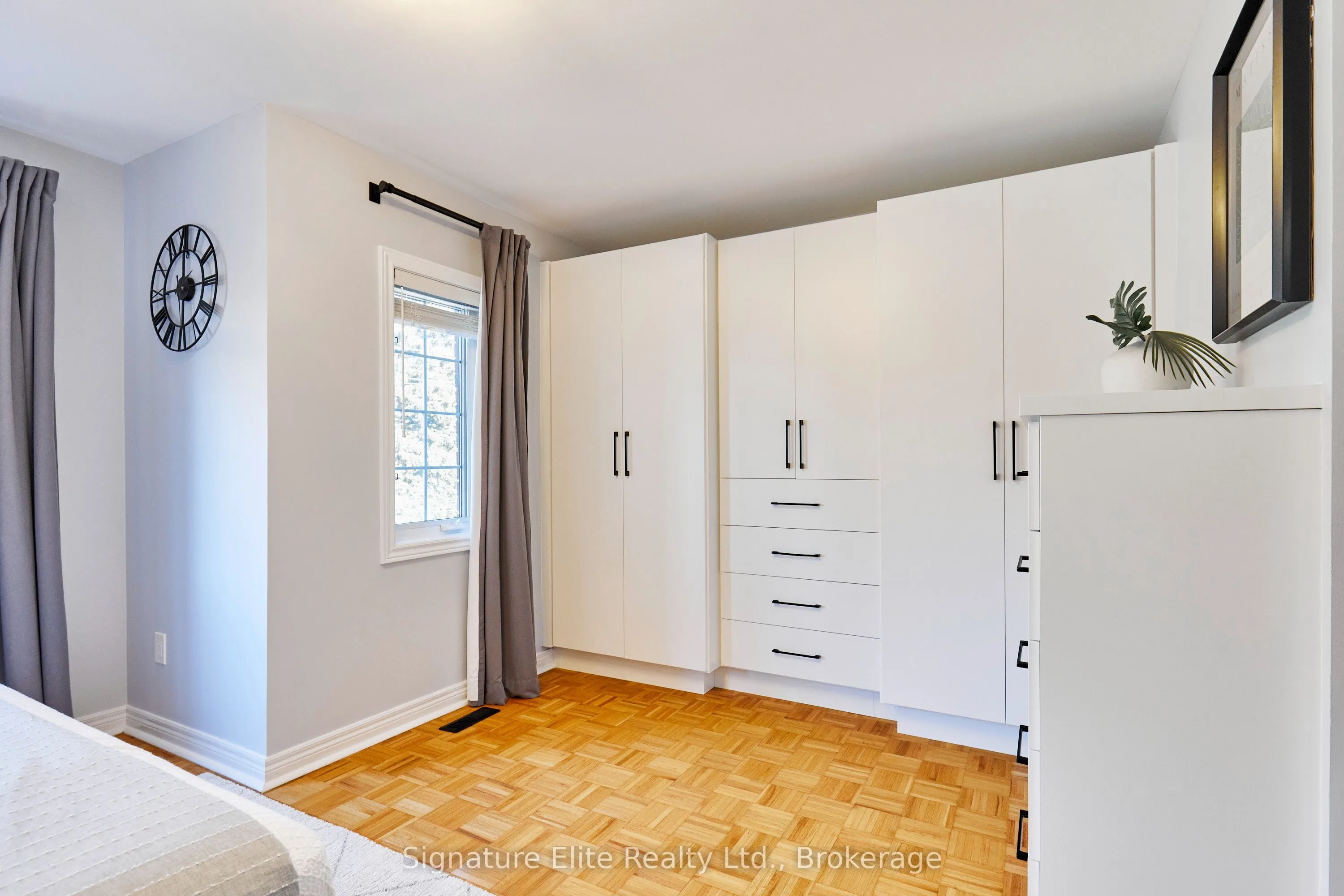 76 Brinloor Boulevard