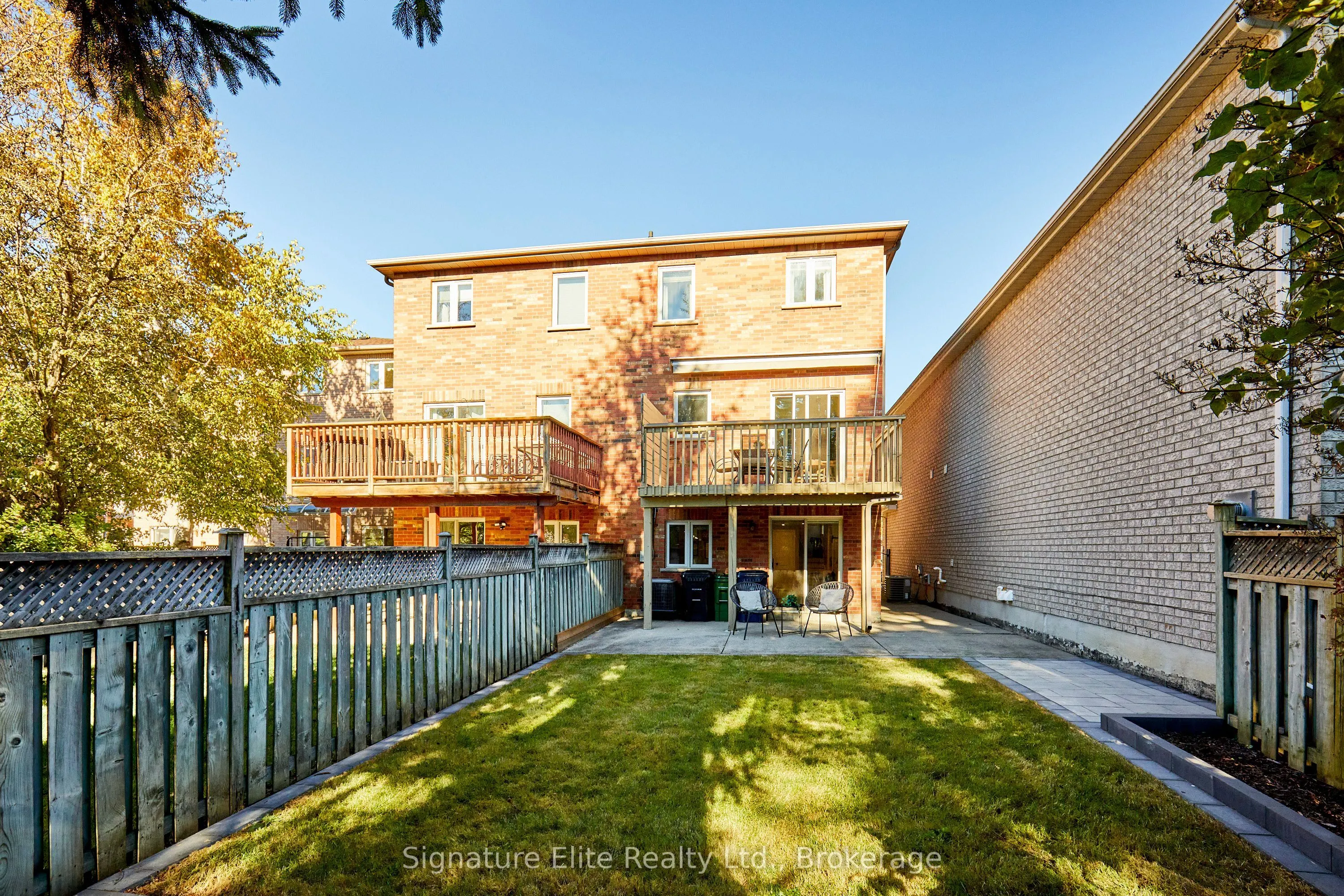 76 Brinloor Boulevard