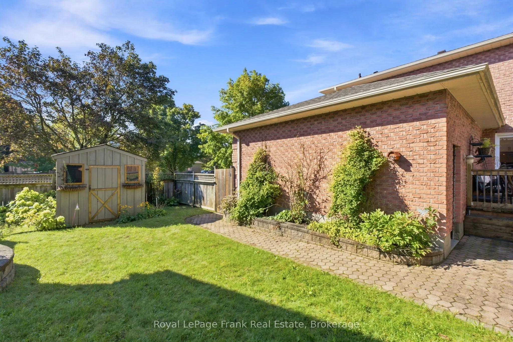 86 Cherry Blossom Crescent