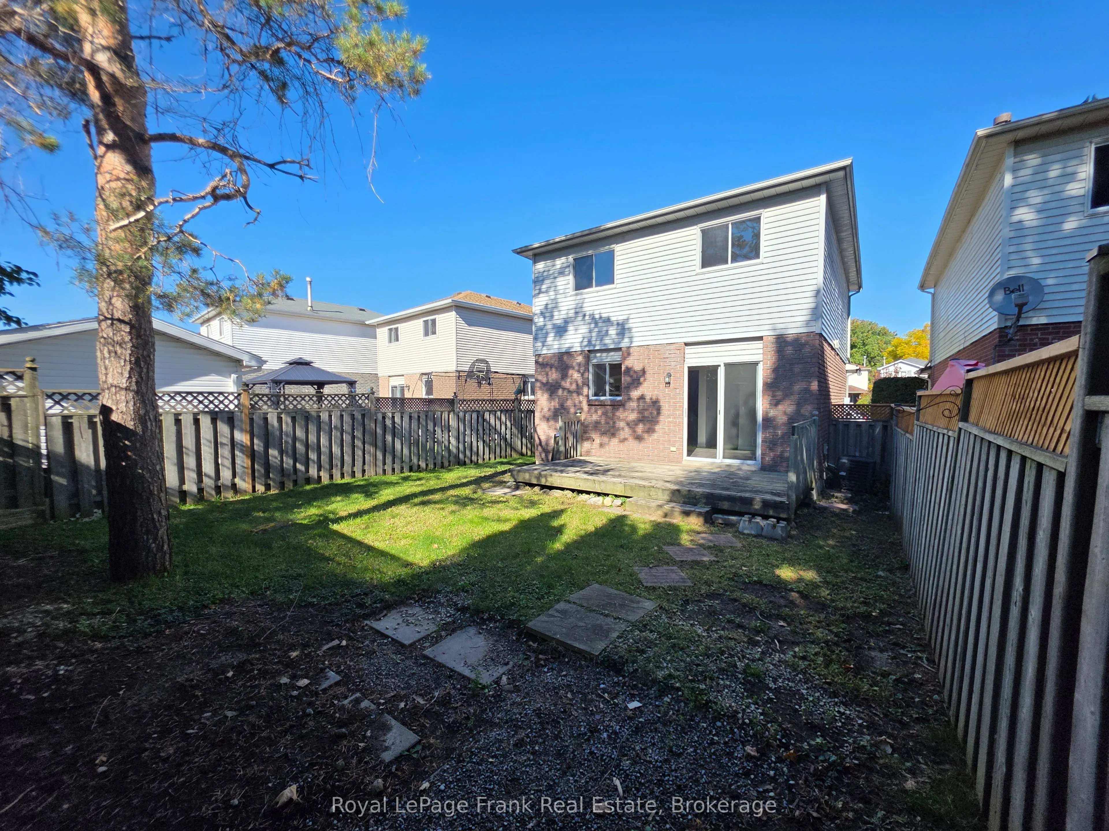 35 Kingsview Court