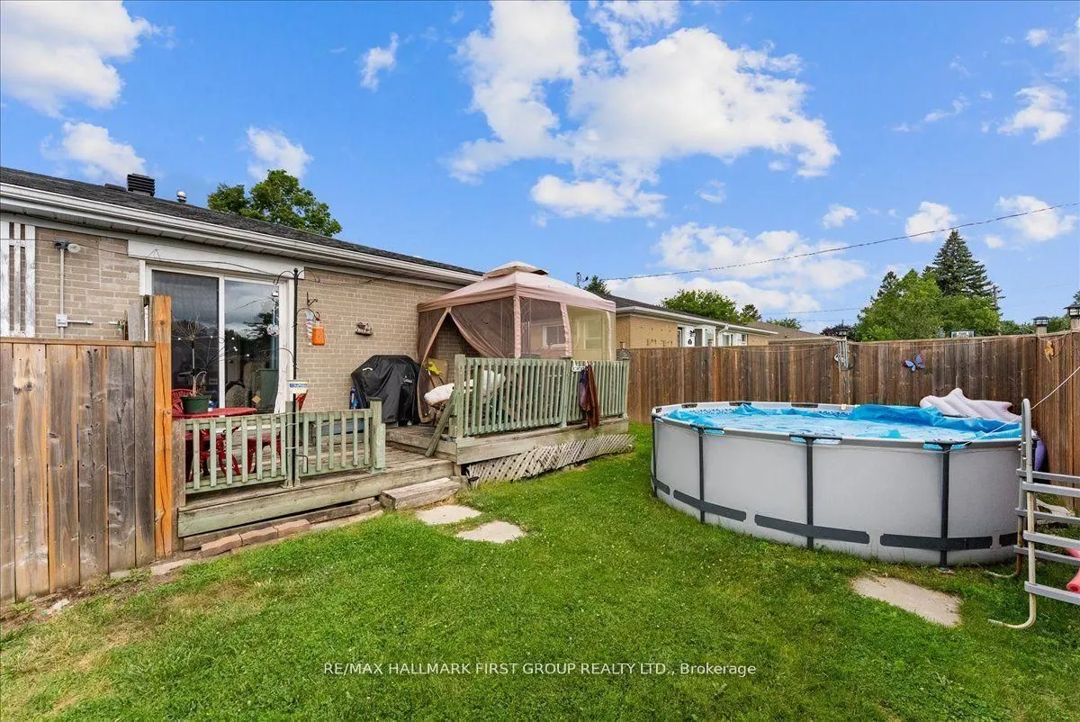 1014 Dunlop Street E