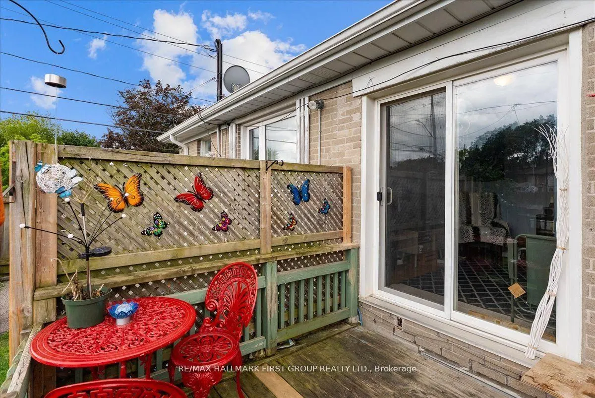 1014 Dunlop Street E