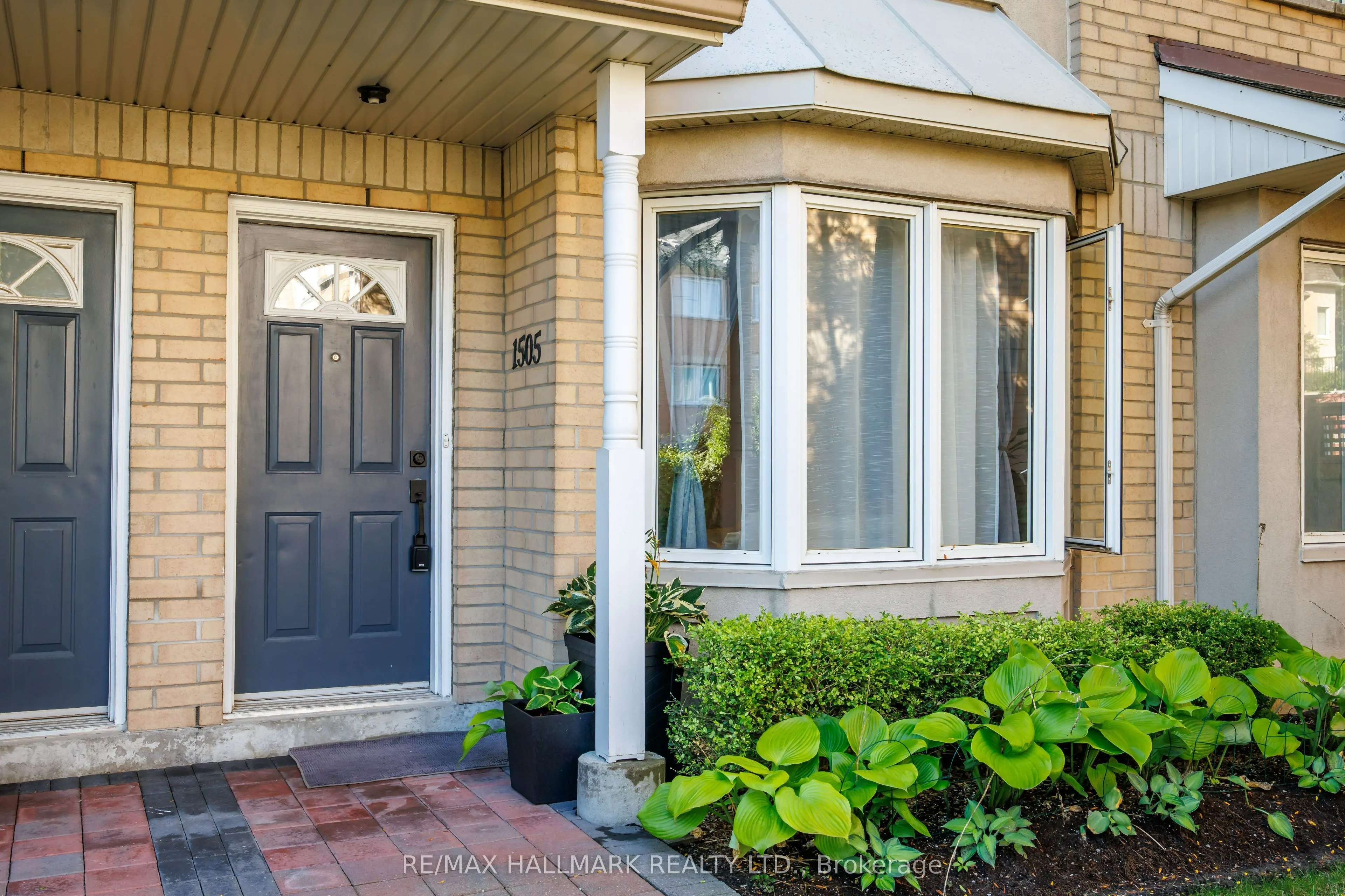 28 Rosebank Drive #1505