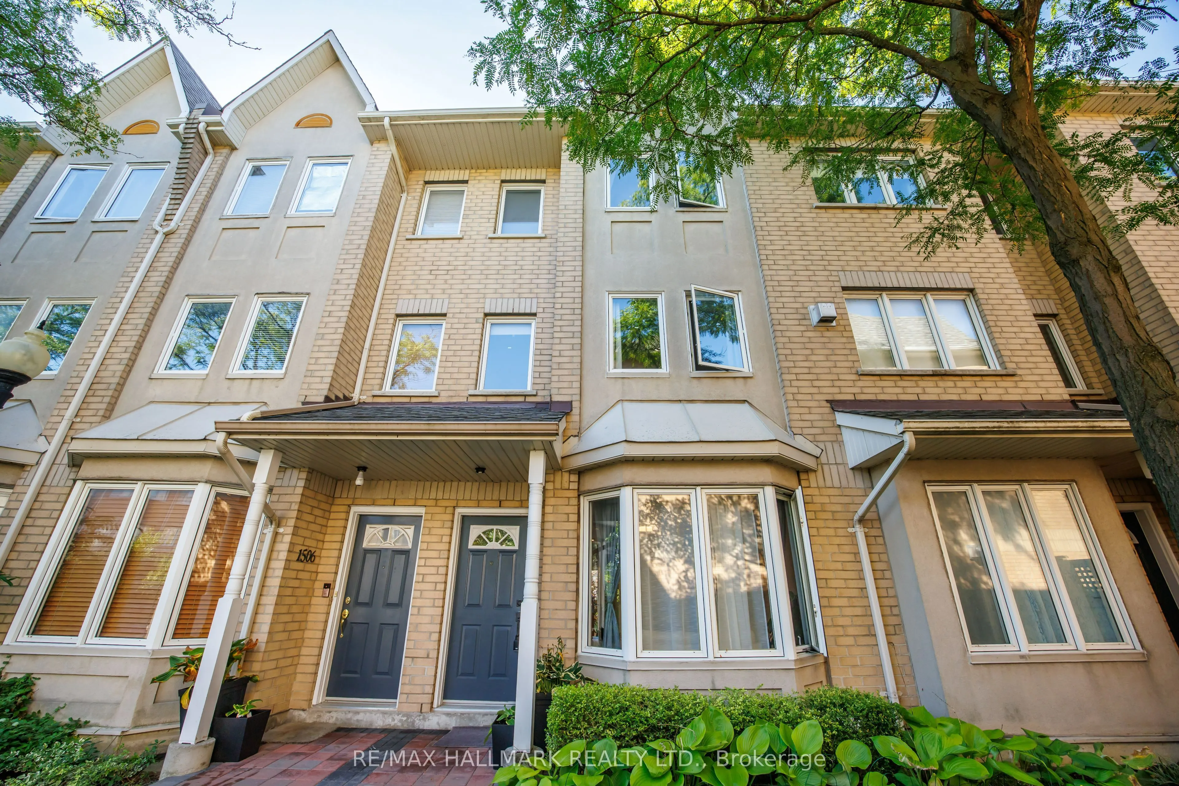 28 Rosebank Drive #1505