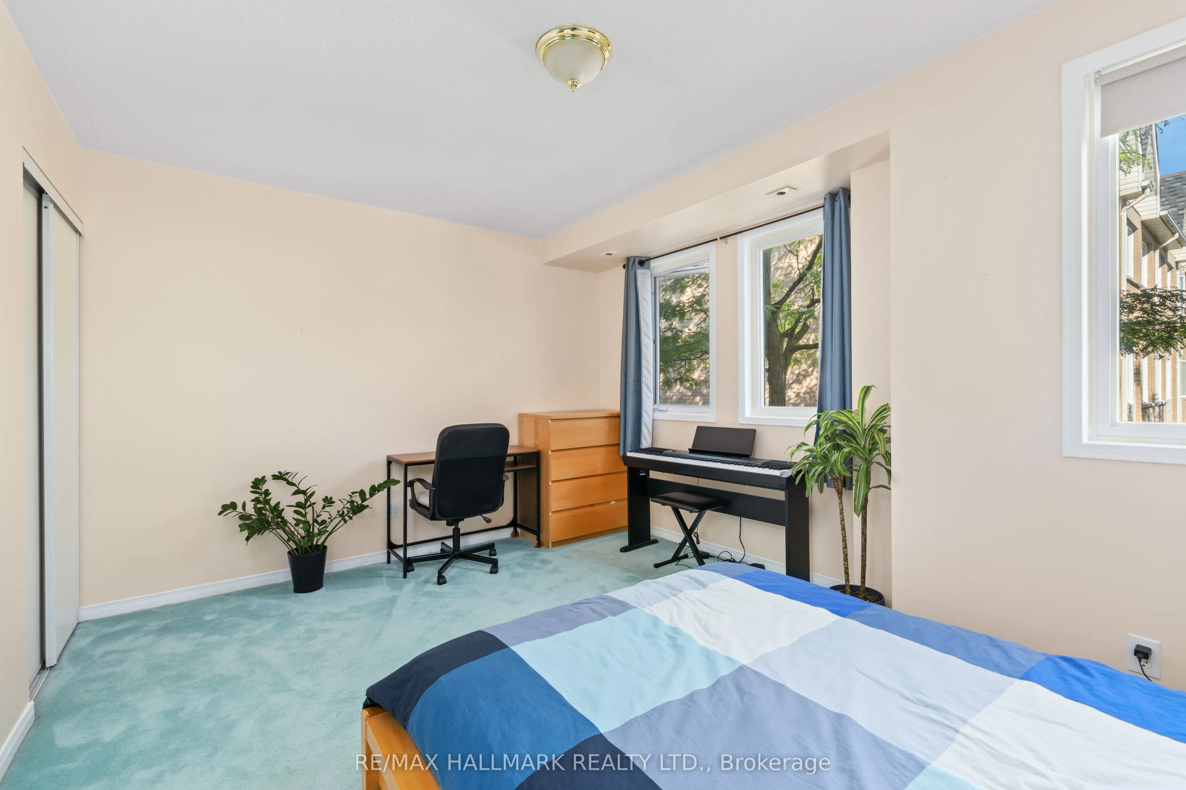 28 Rosebank Drive #1505