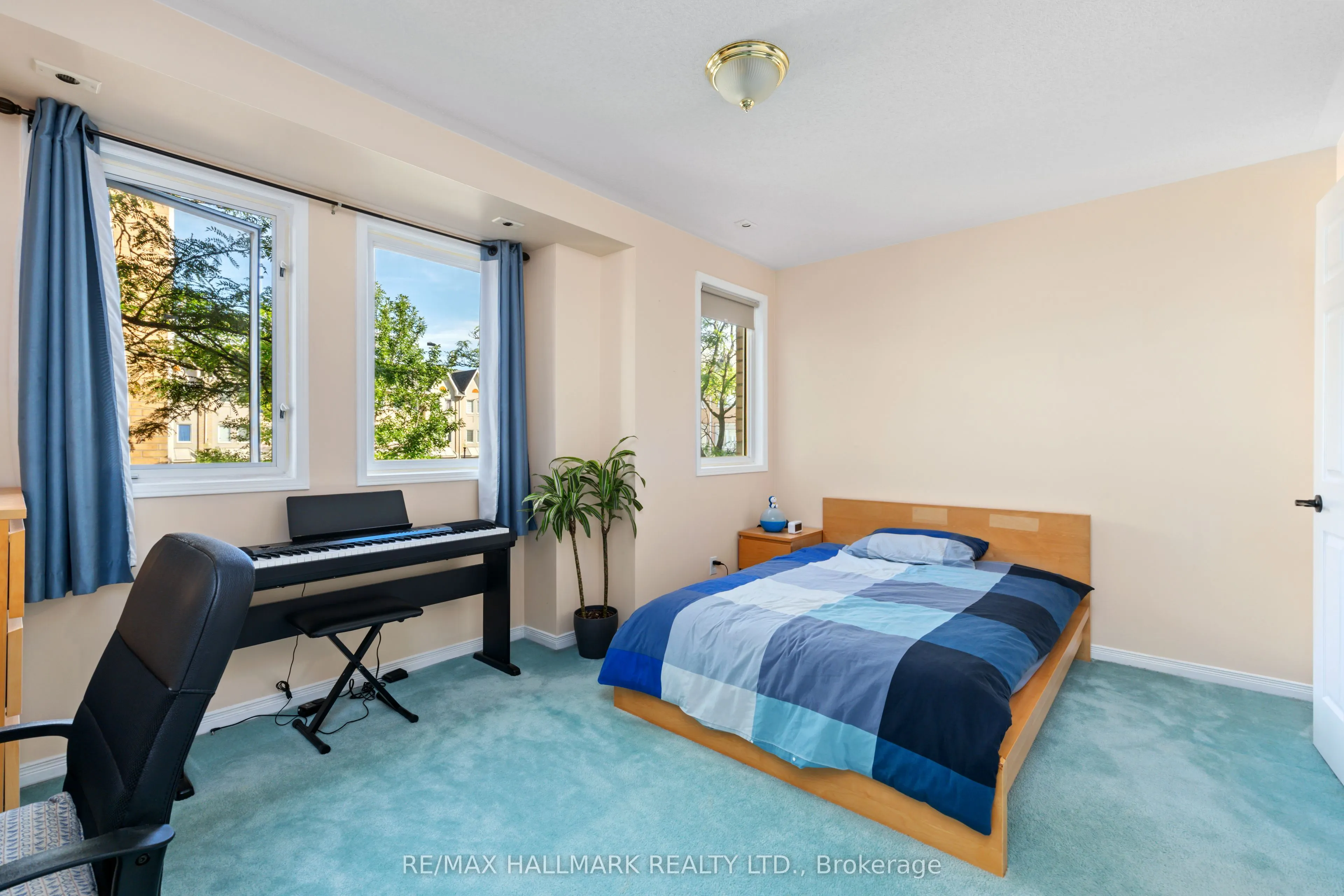 28 Rosebank Drive #1505