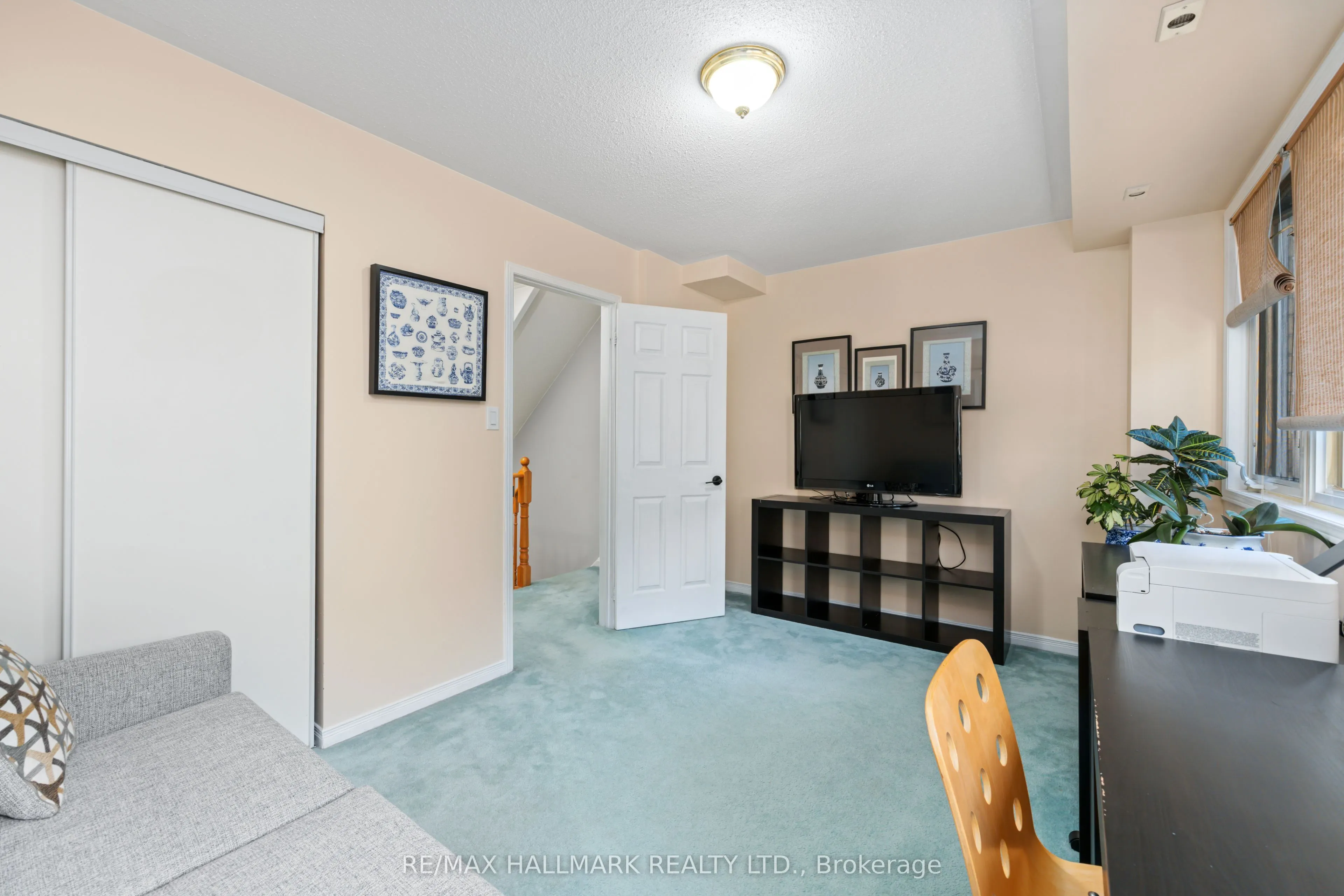 28 Rosebank Drive #1505