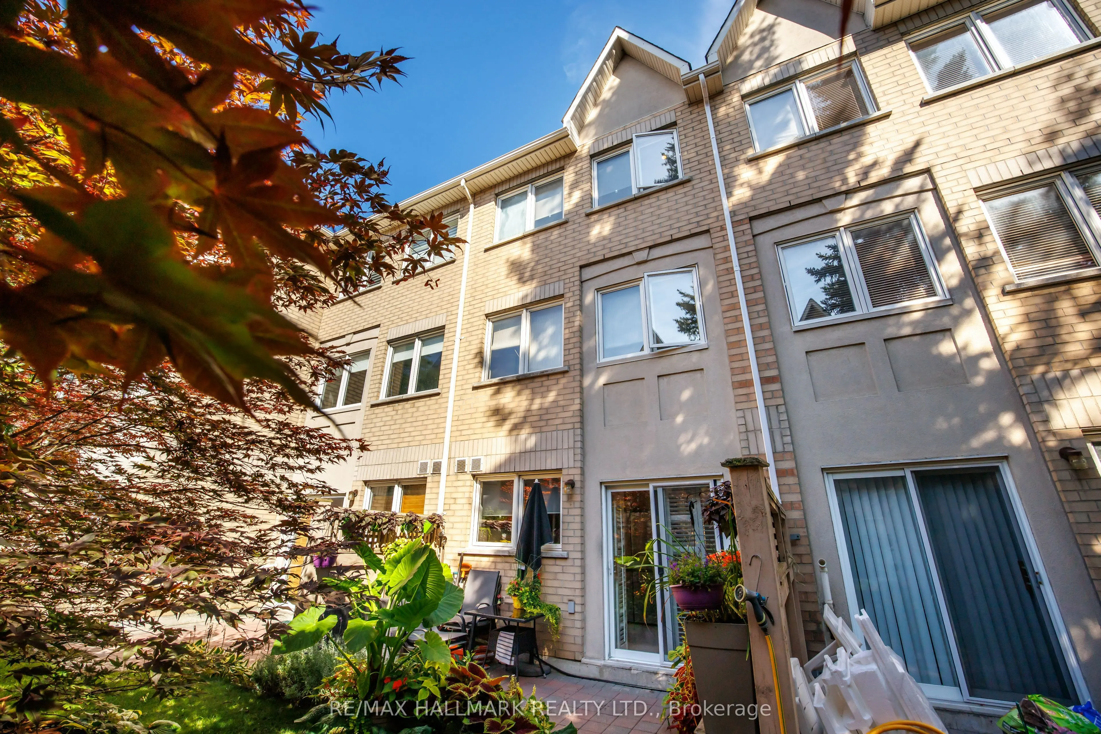 28 Rosebank Drive #1505