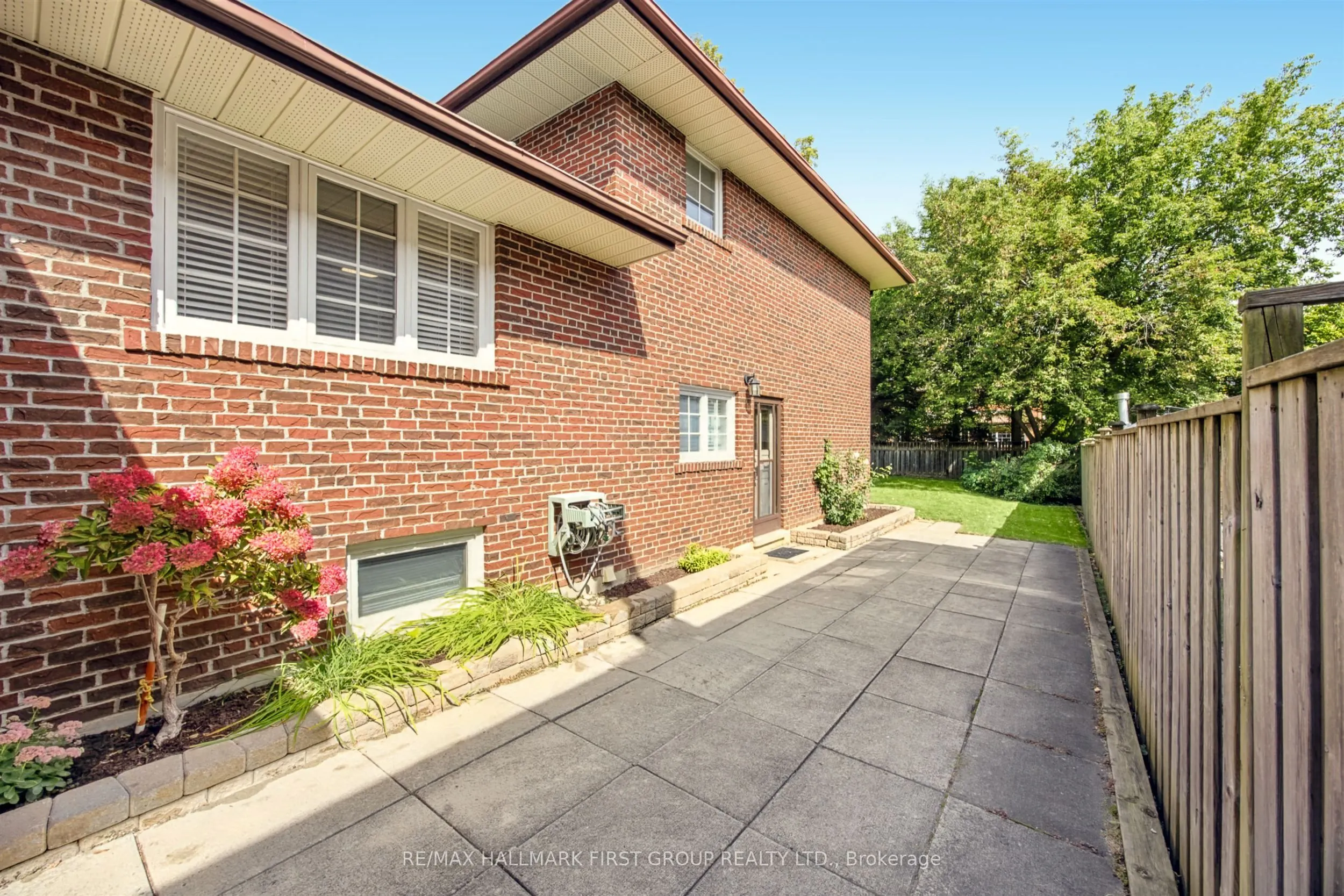 21 Ivan Road