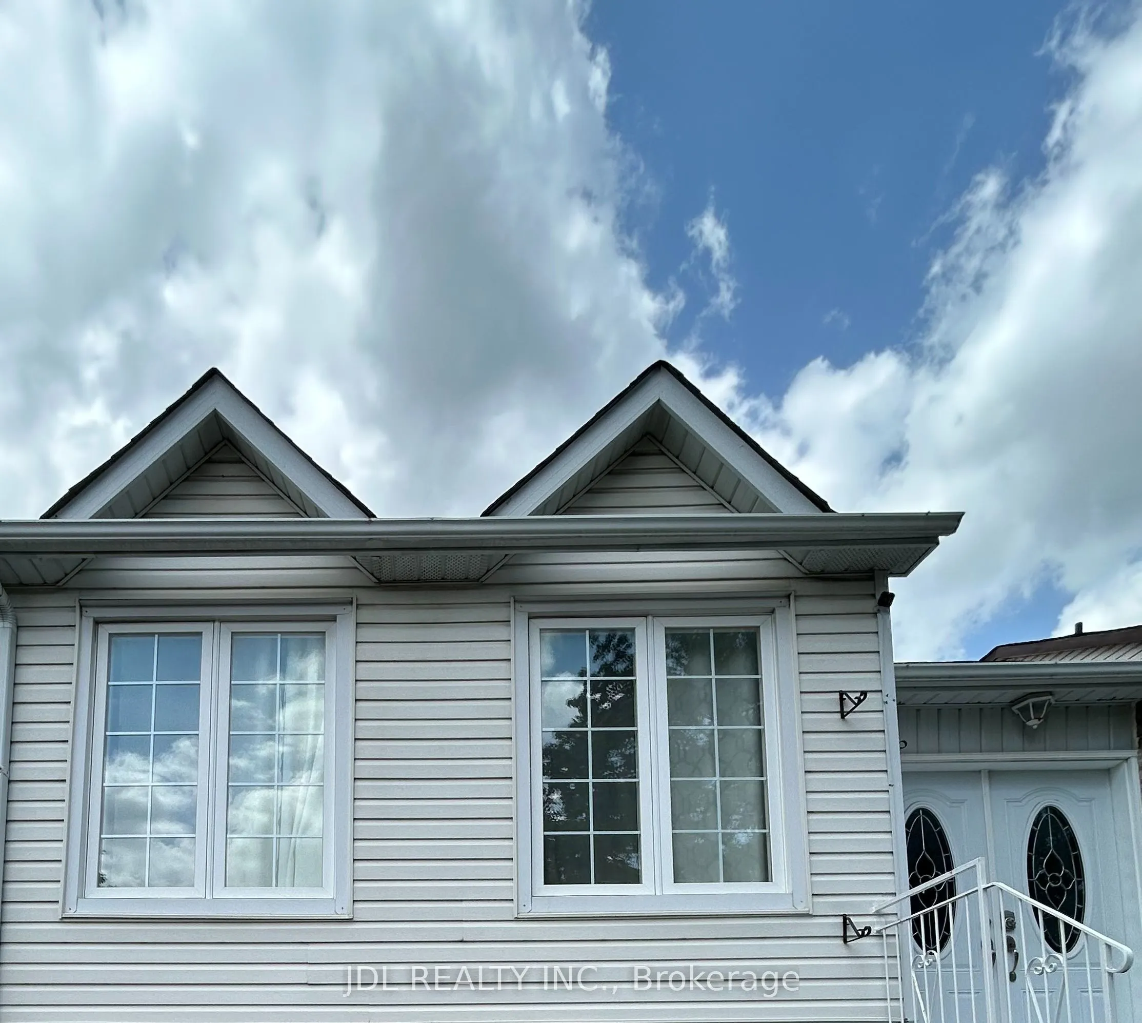 44 Glencoyne Cres Crescent #One Bedroom Unit bsmt