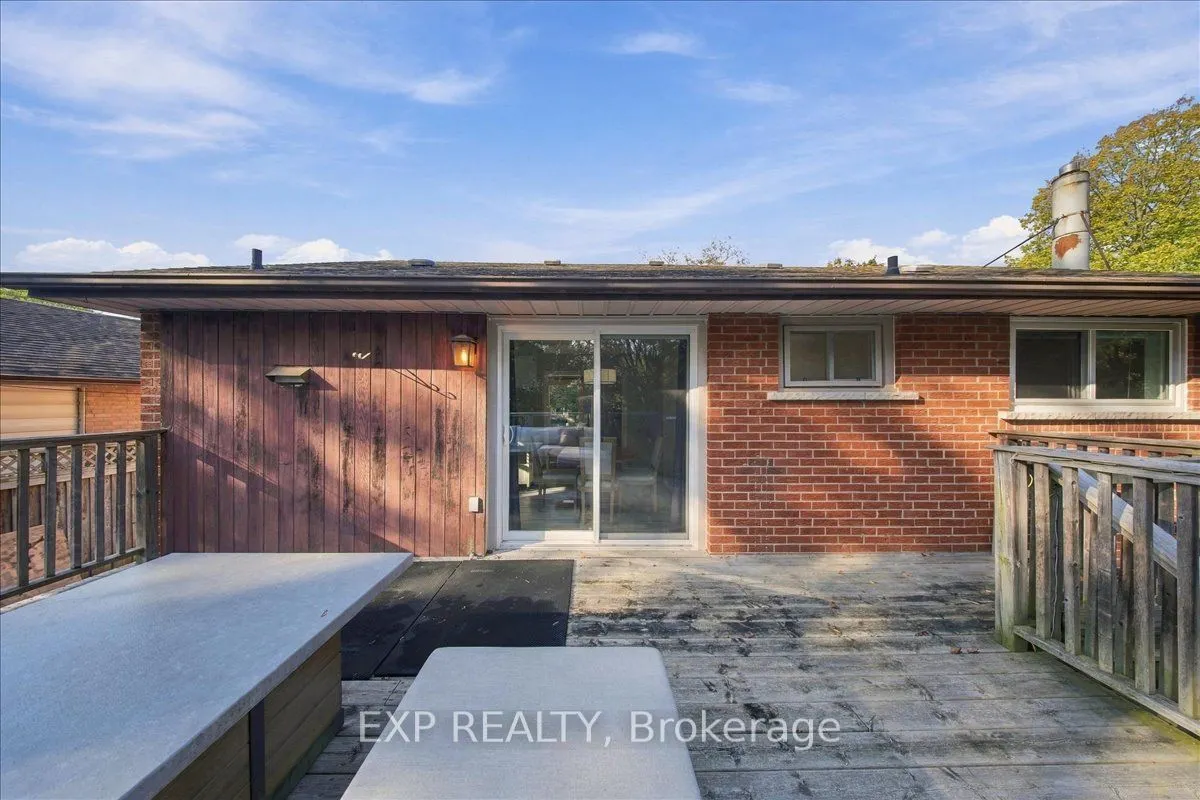 523 Brentwood Avenue